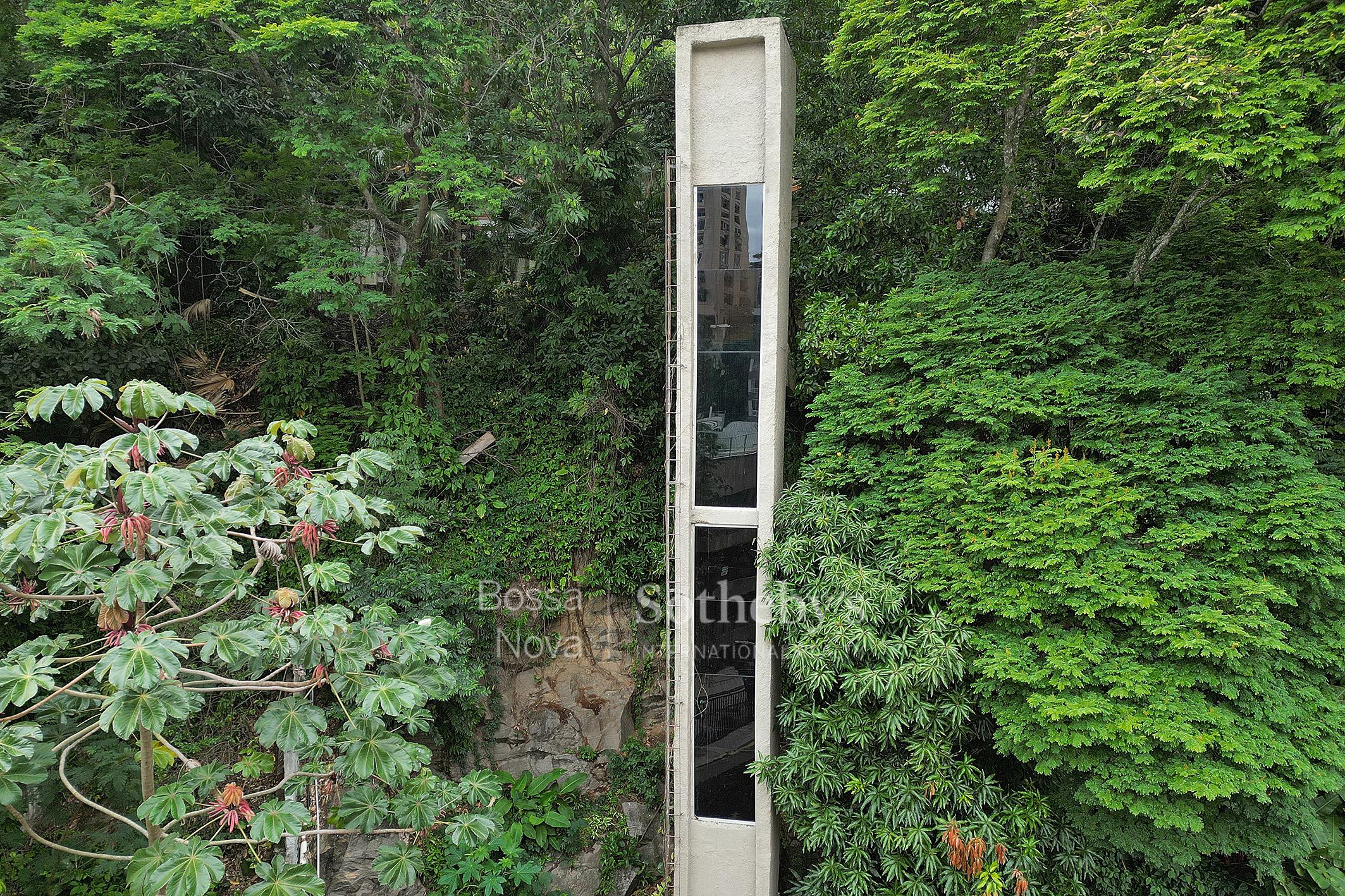 Elevador privativo - Imagem 2