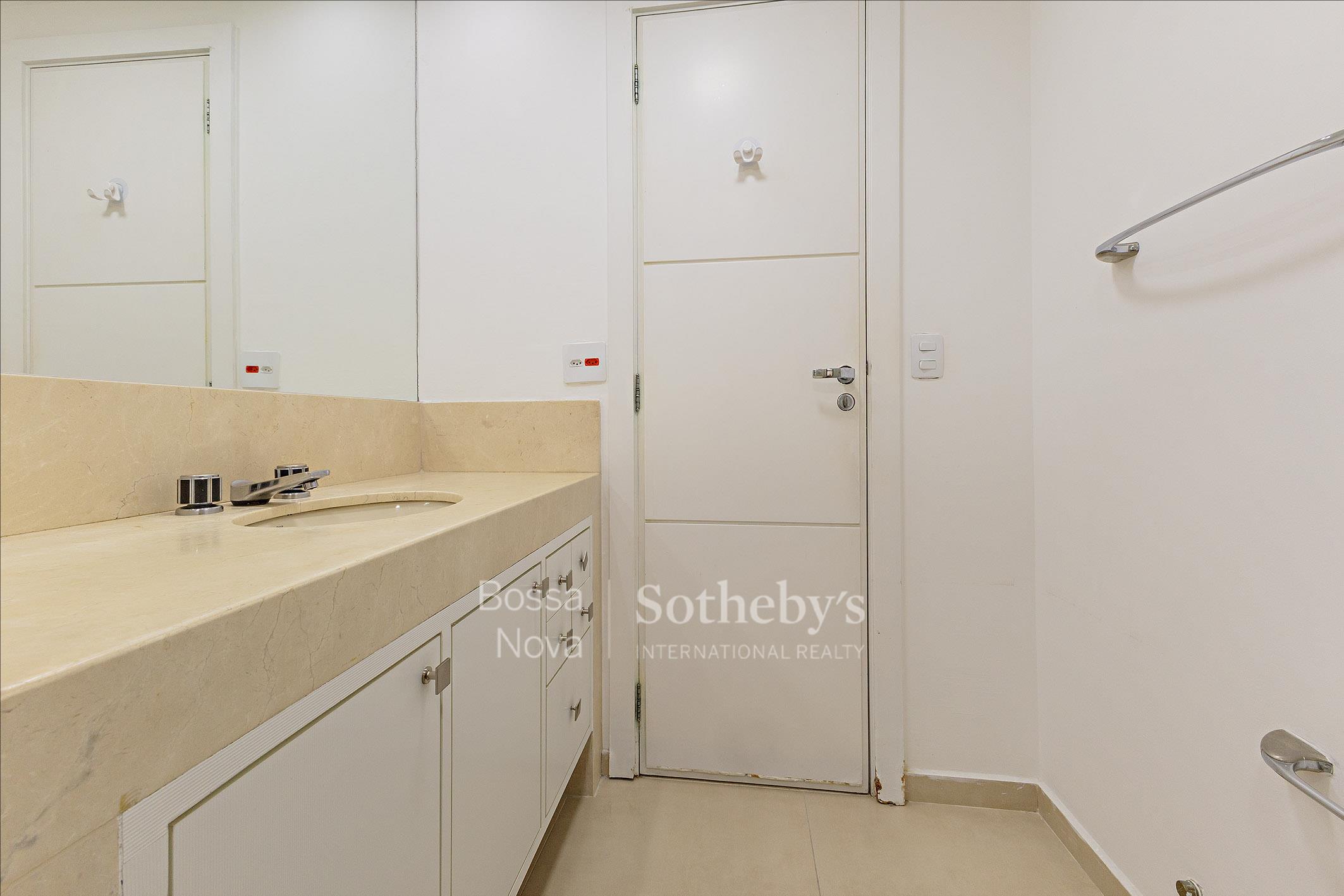 Banheiro da suíte máster - Imagem 34