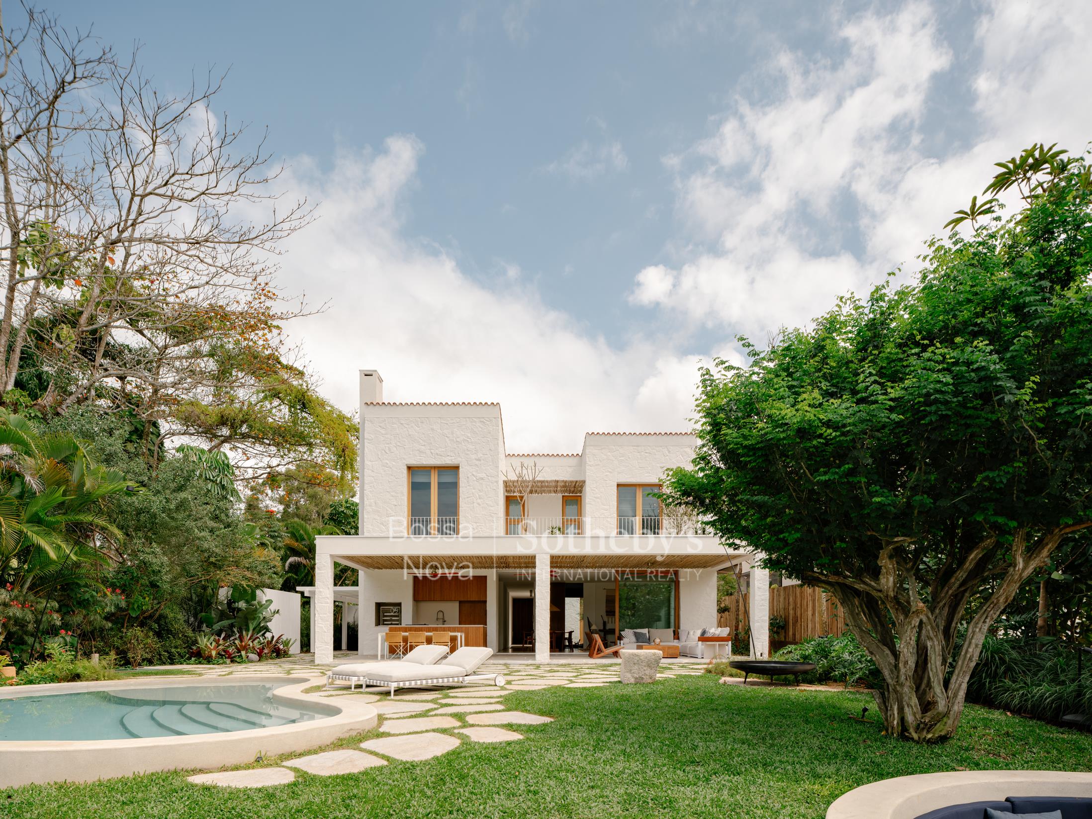 Fachada da casa - Imagem 13