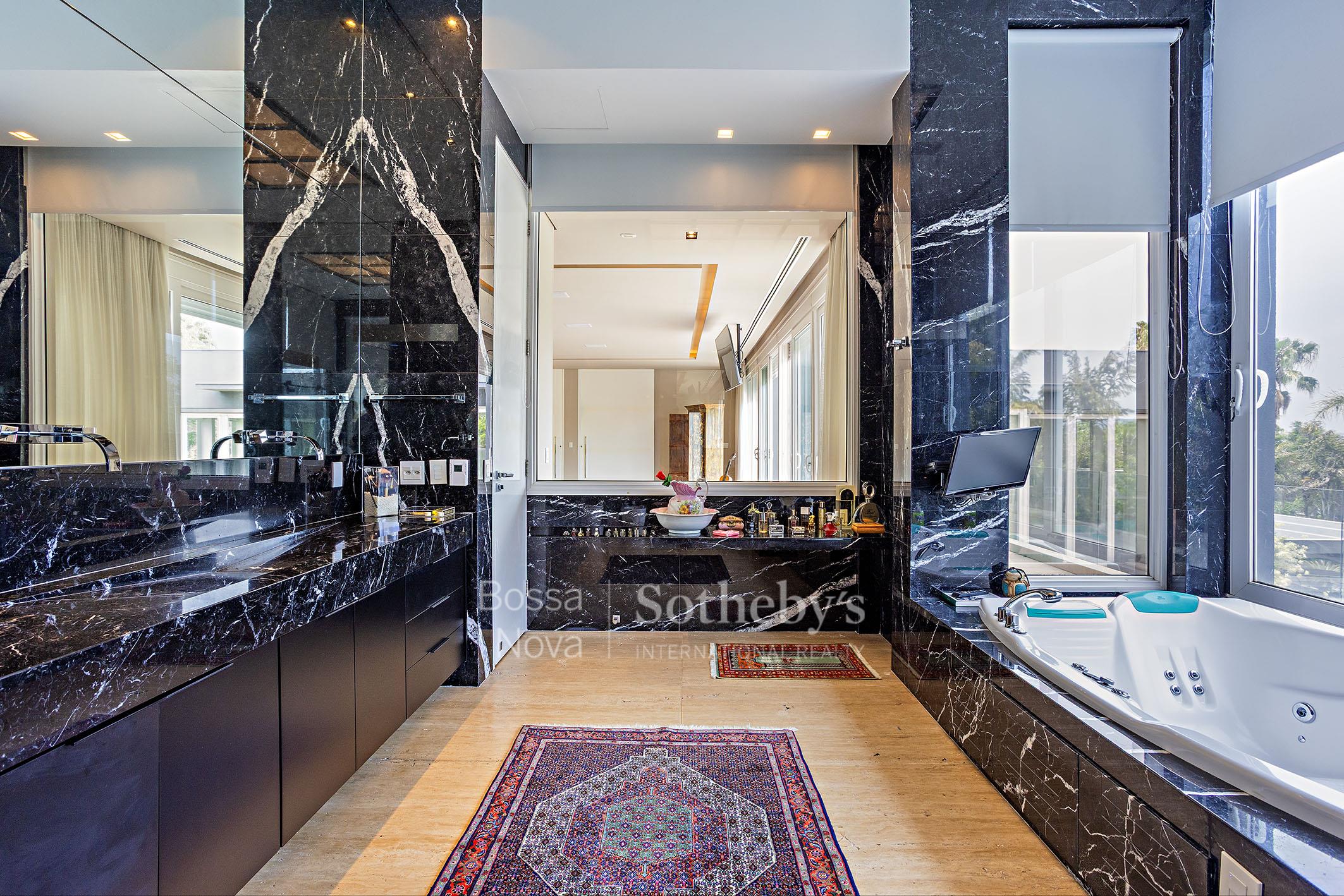 Banheiro da suíte máster - Imagem 31