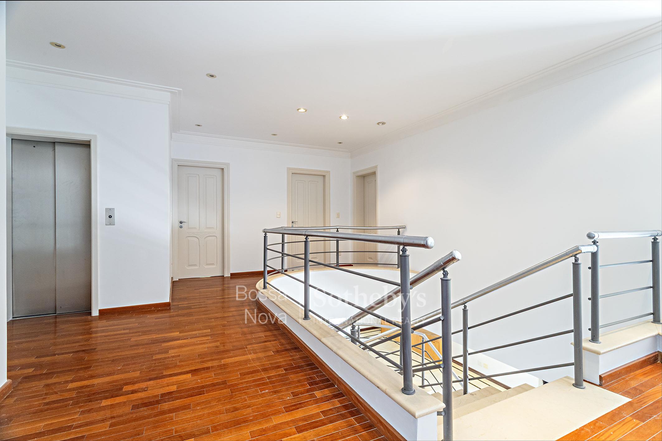 Área de circulação - Imagem 19