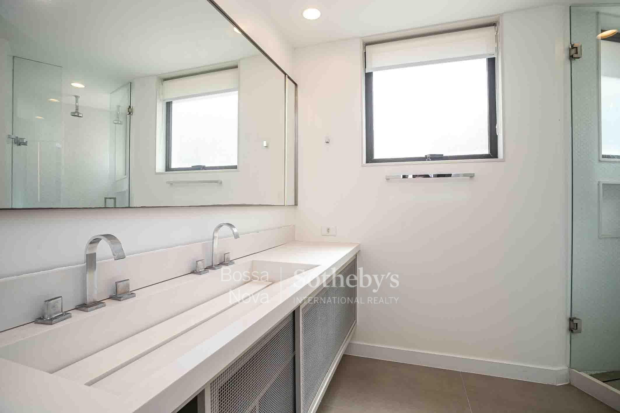 Banheiro da suíte máster - Imagem 10