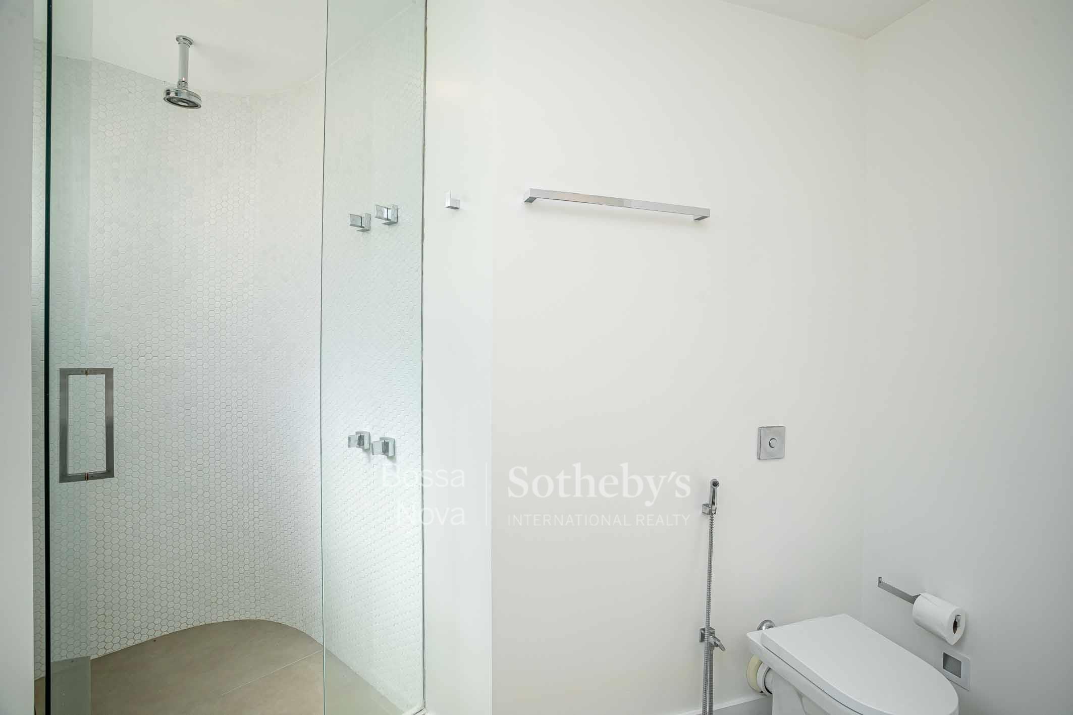 Banheiro da suíte máster - Imagem 11