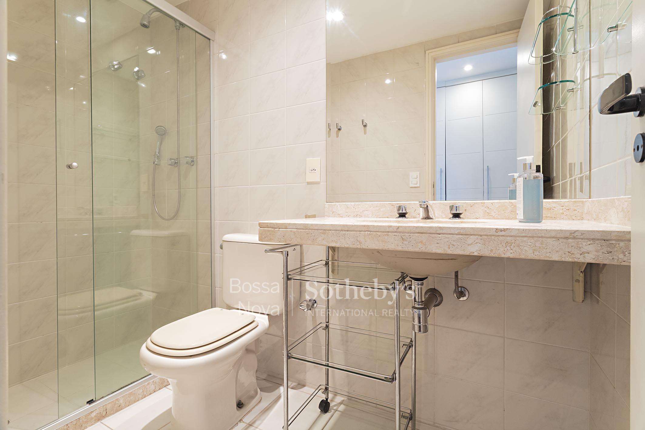 Banheiro da suíte máster - Imagem 21