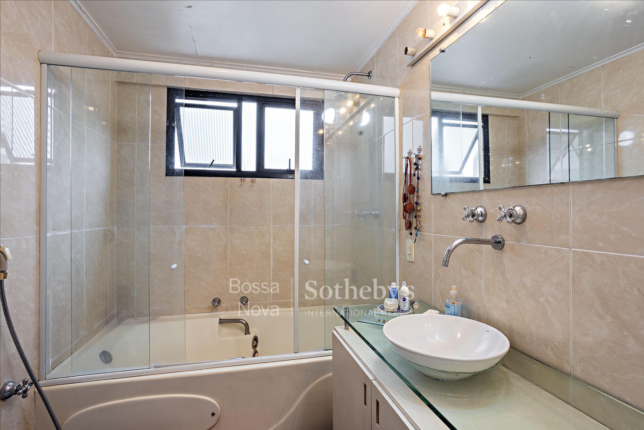 Banheiro da suíte 1 - Imagem 25