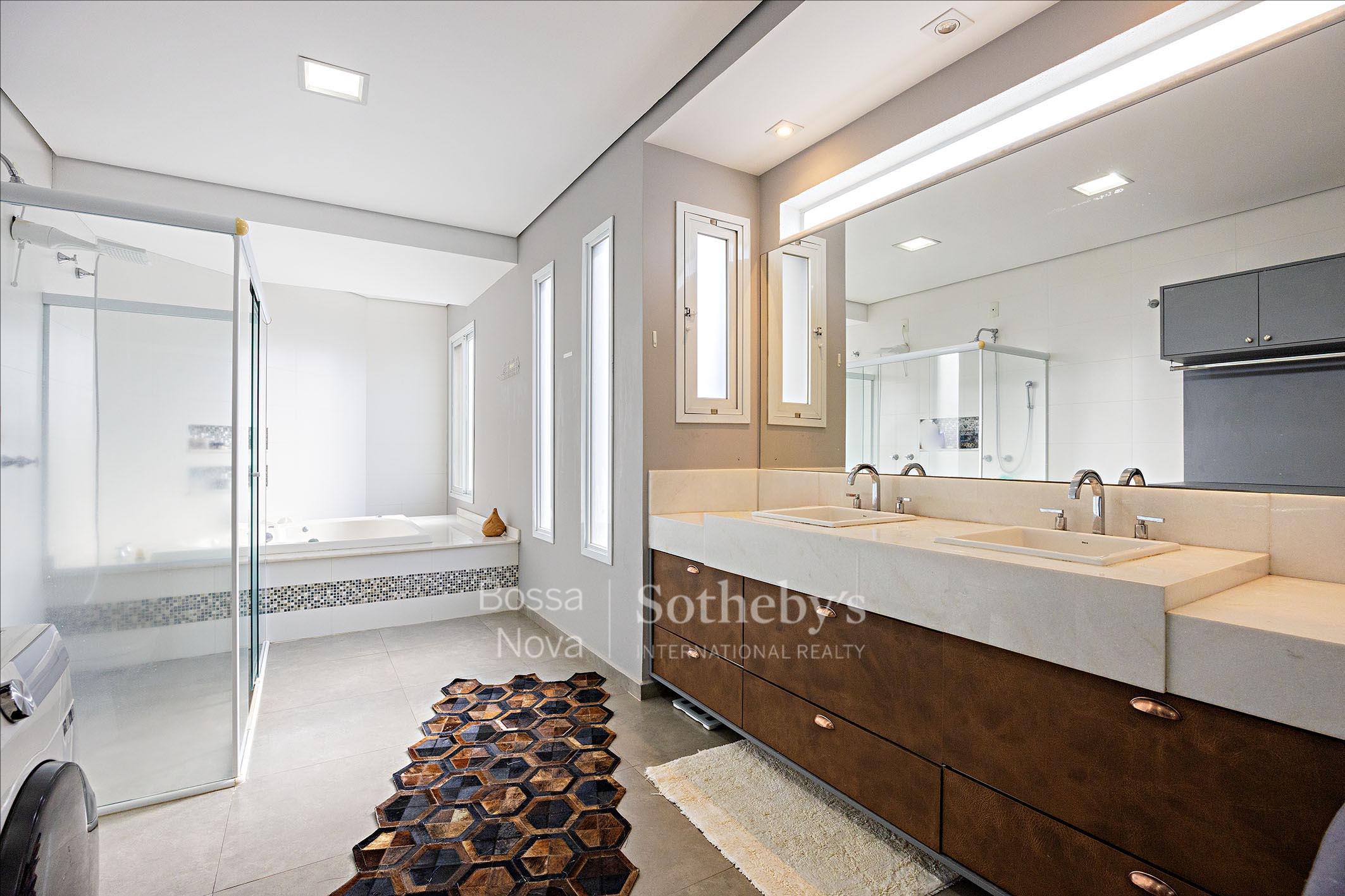 Banheiro da suíte máster - Imagem 25