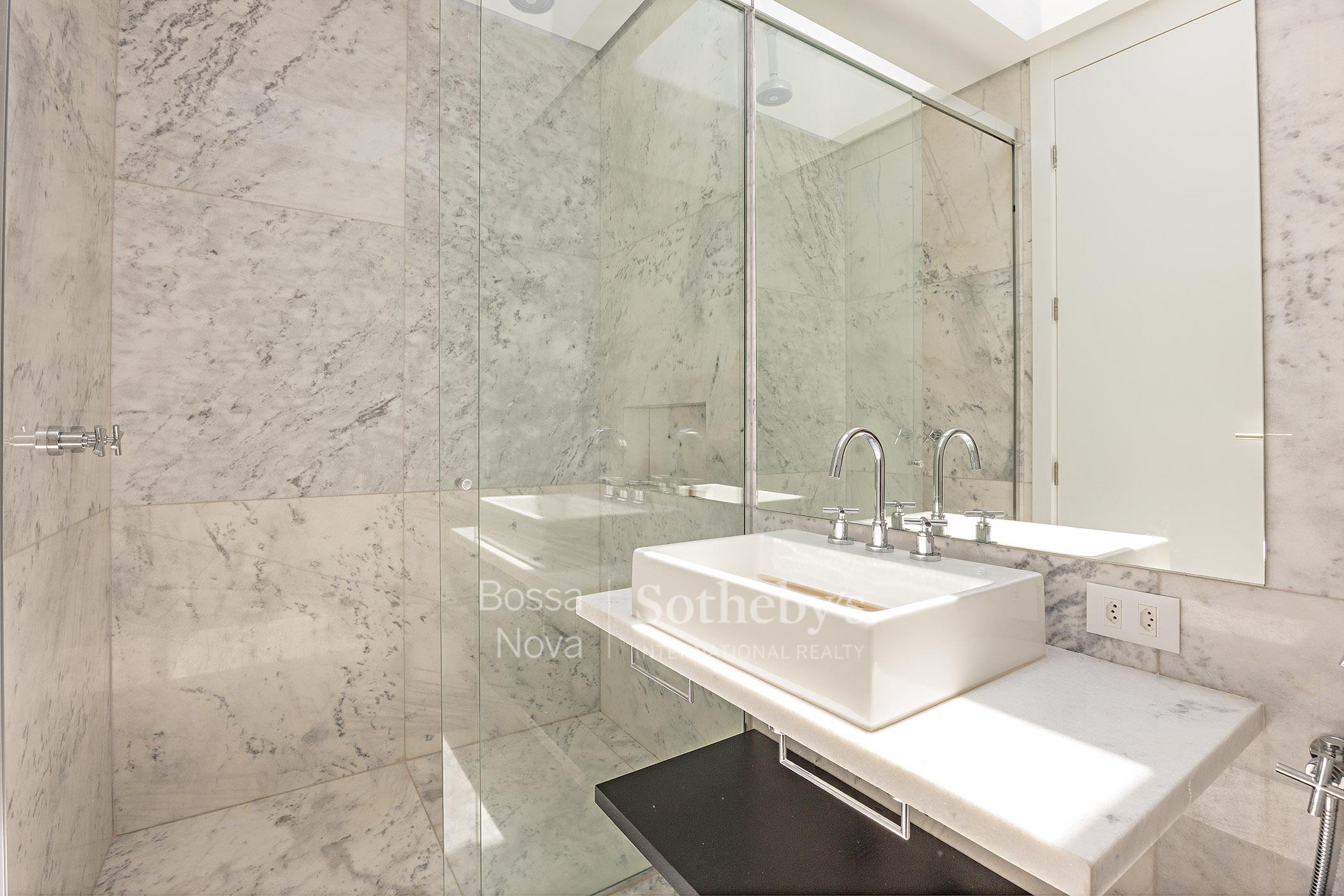 Banheiro da suíte - Imagem 34