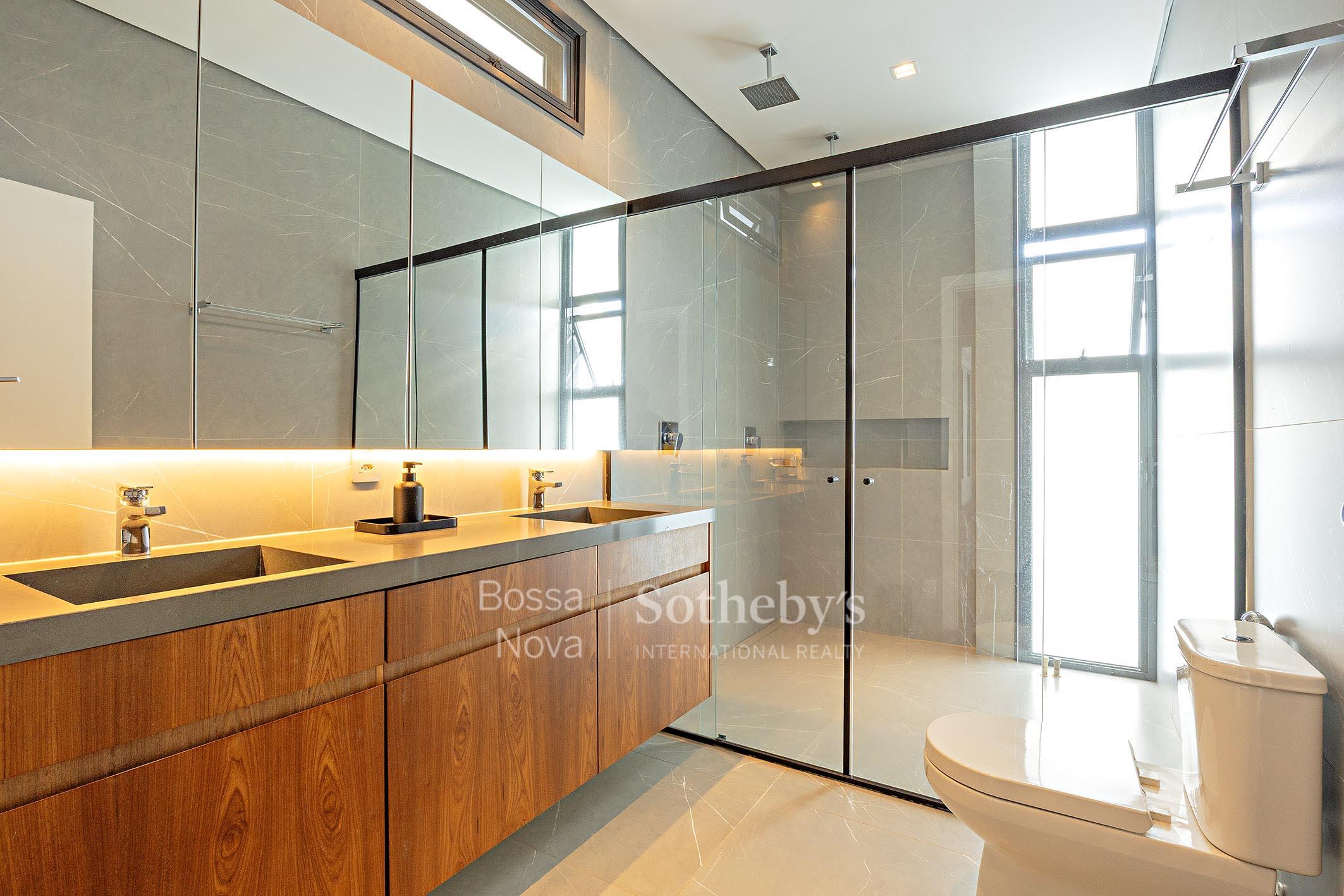 Banheiro da suíte máster - Imagem 36