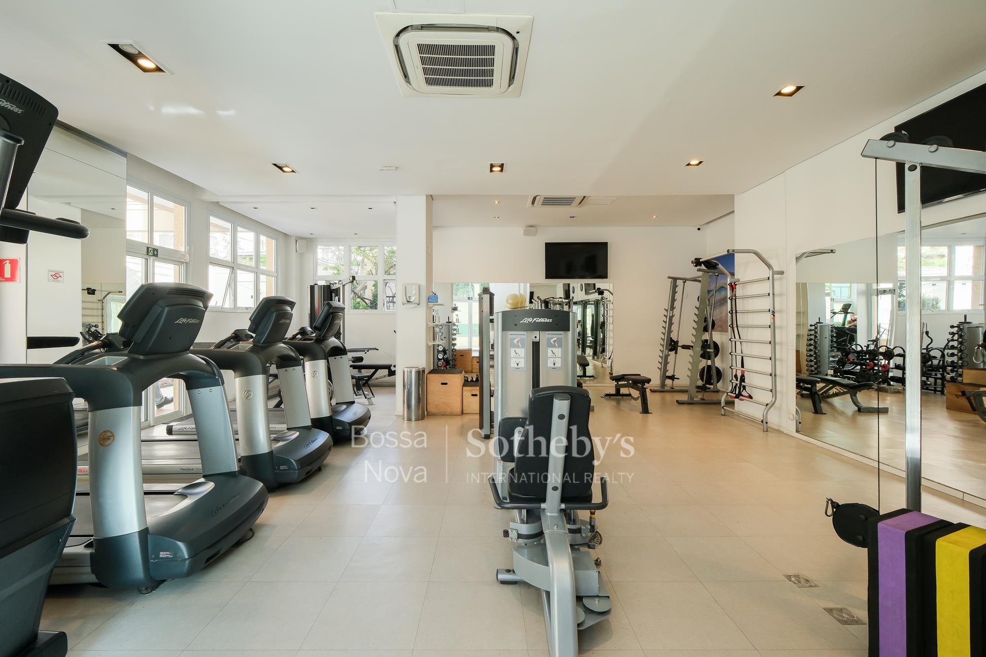 Academia de Ginástica - Imagem 31