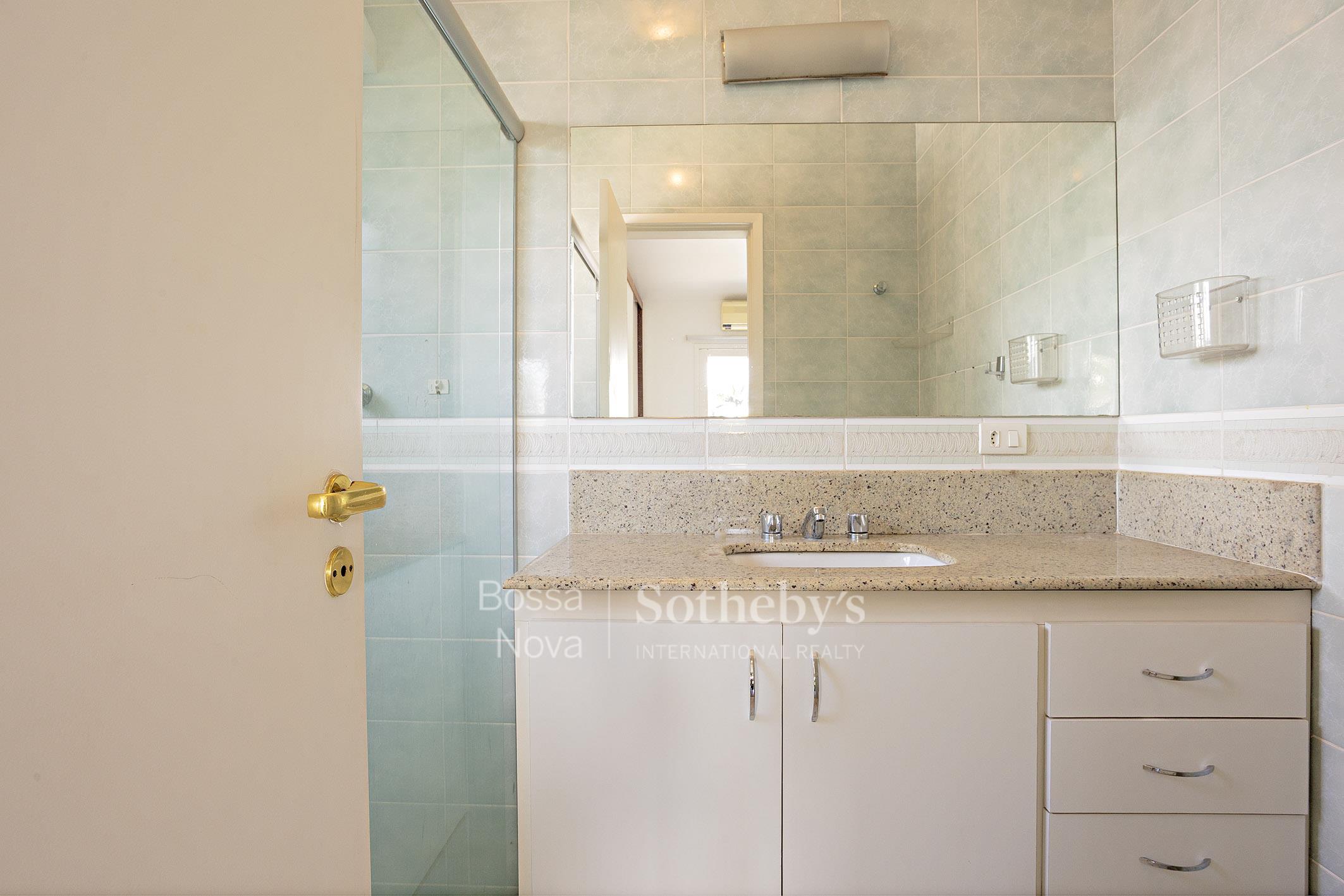 Banheiro da suíte - Imagem 25