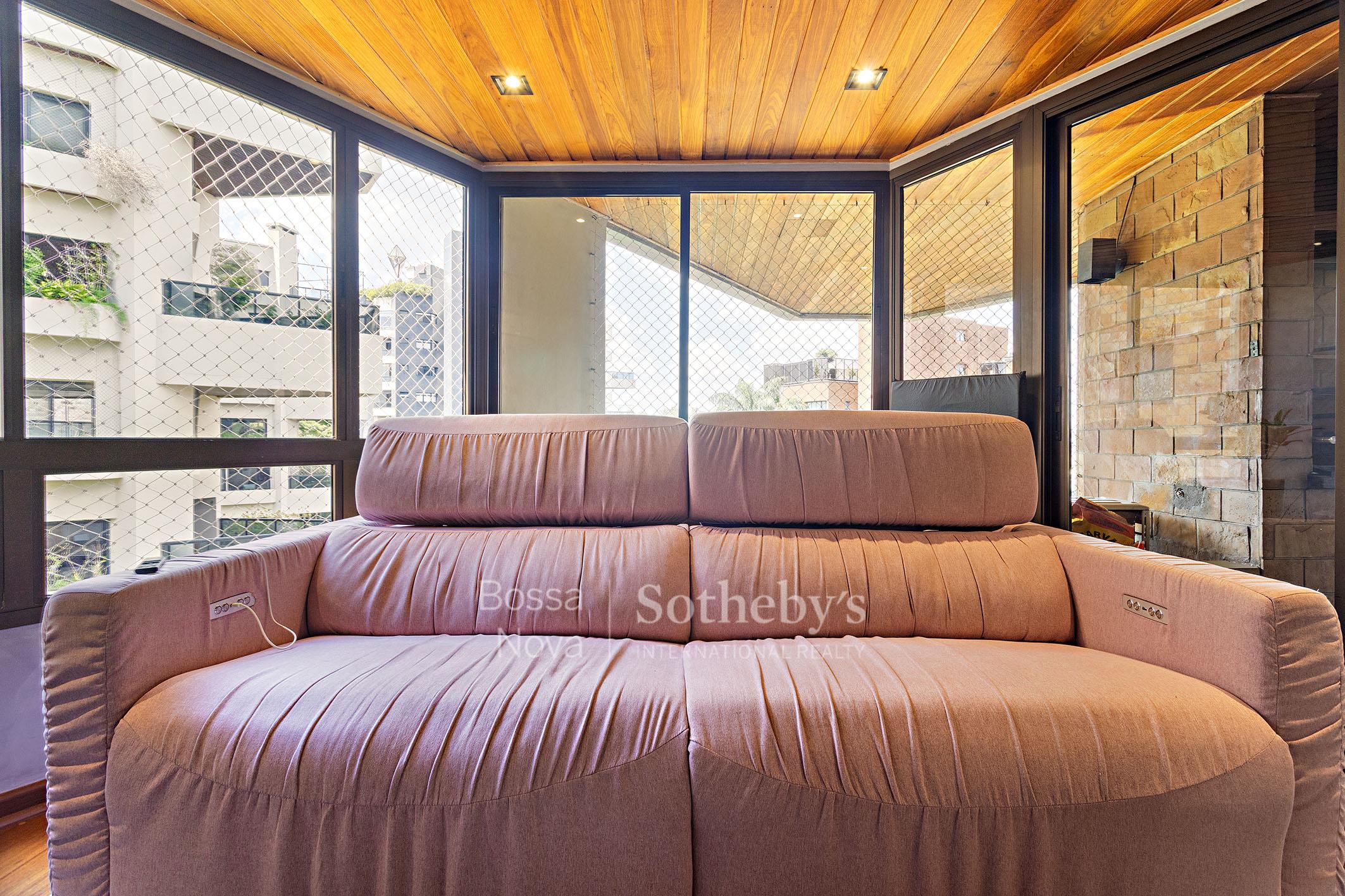 Sala íntima - Imagem 15