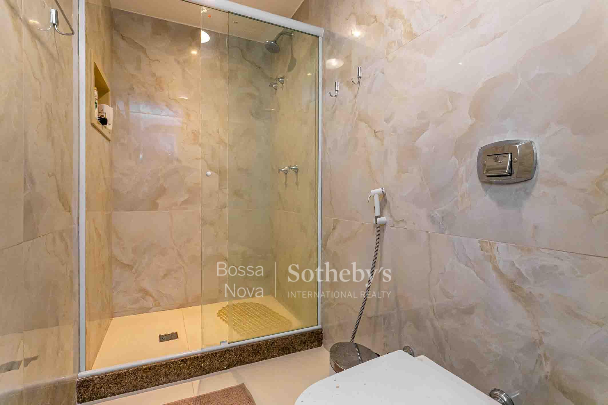 Banheiro social - Imagem 16