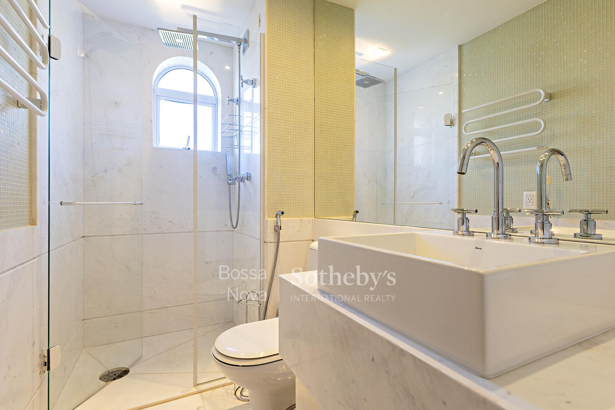 Banheiro da suíte 1 - Imagem 34