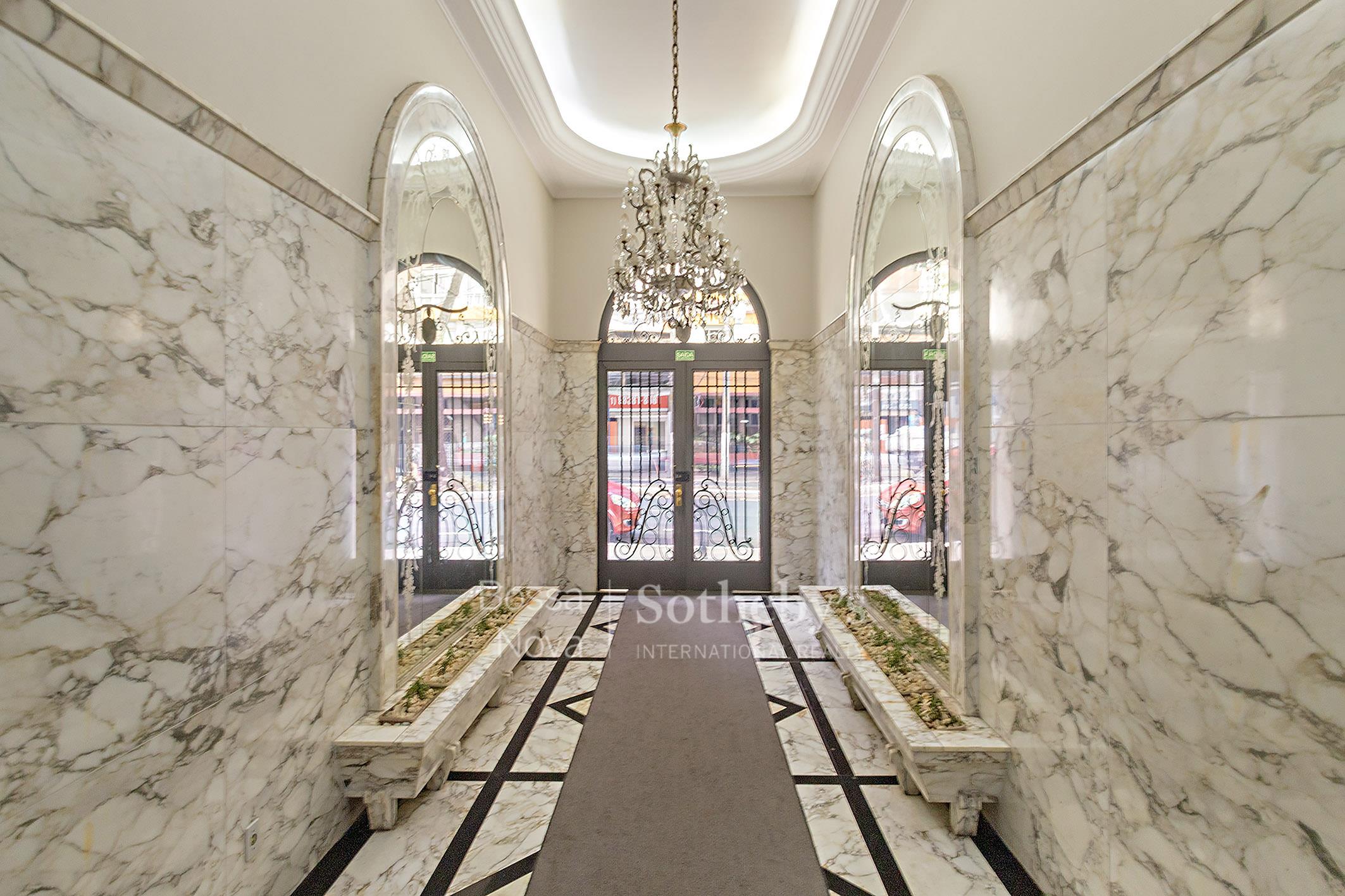 Hall de entrada - Imagem 1