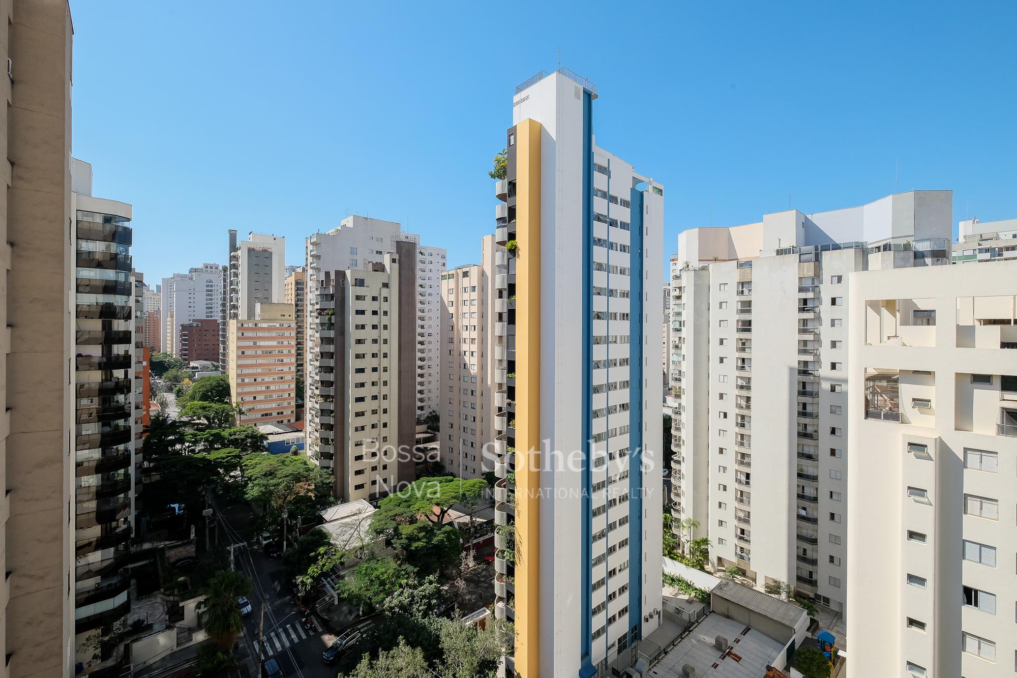 Apartamento para venda em Moema