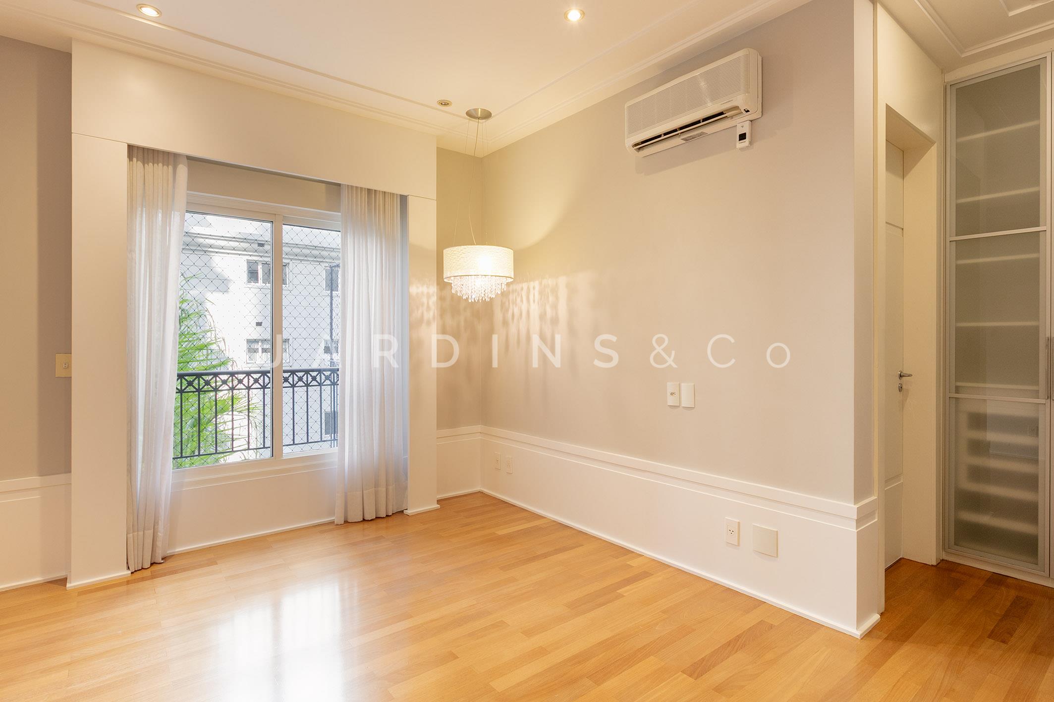 Apartamento no Chácara Itaim