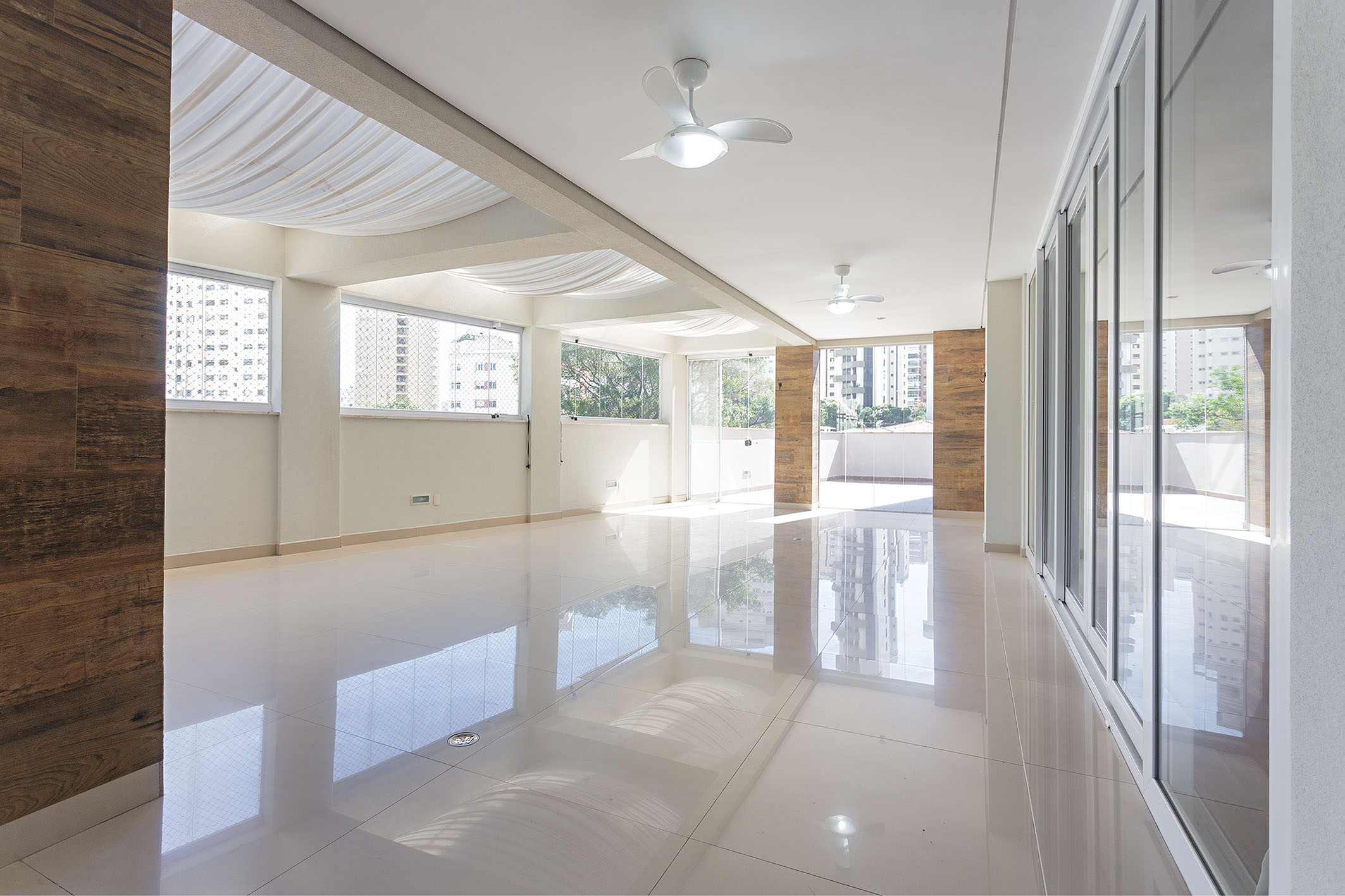 Apartamento no Paraíso