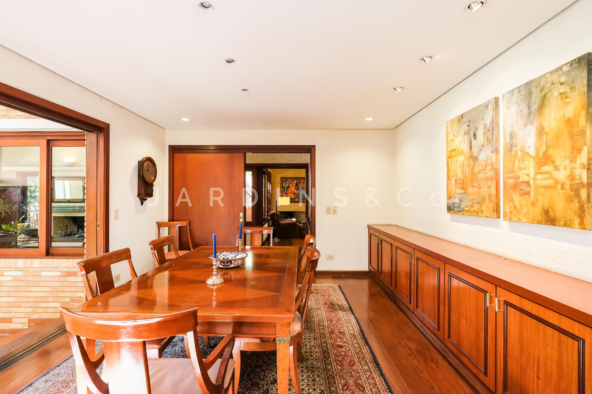 Casa no Jardim Cordeiro
