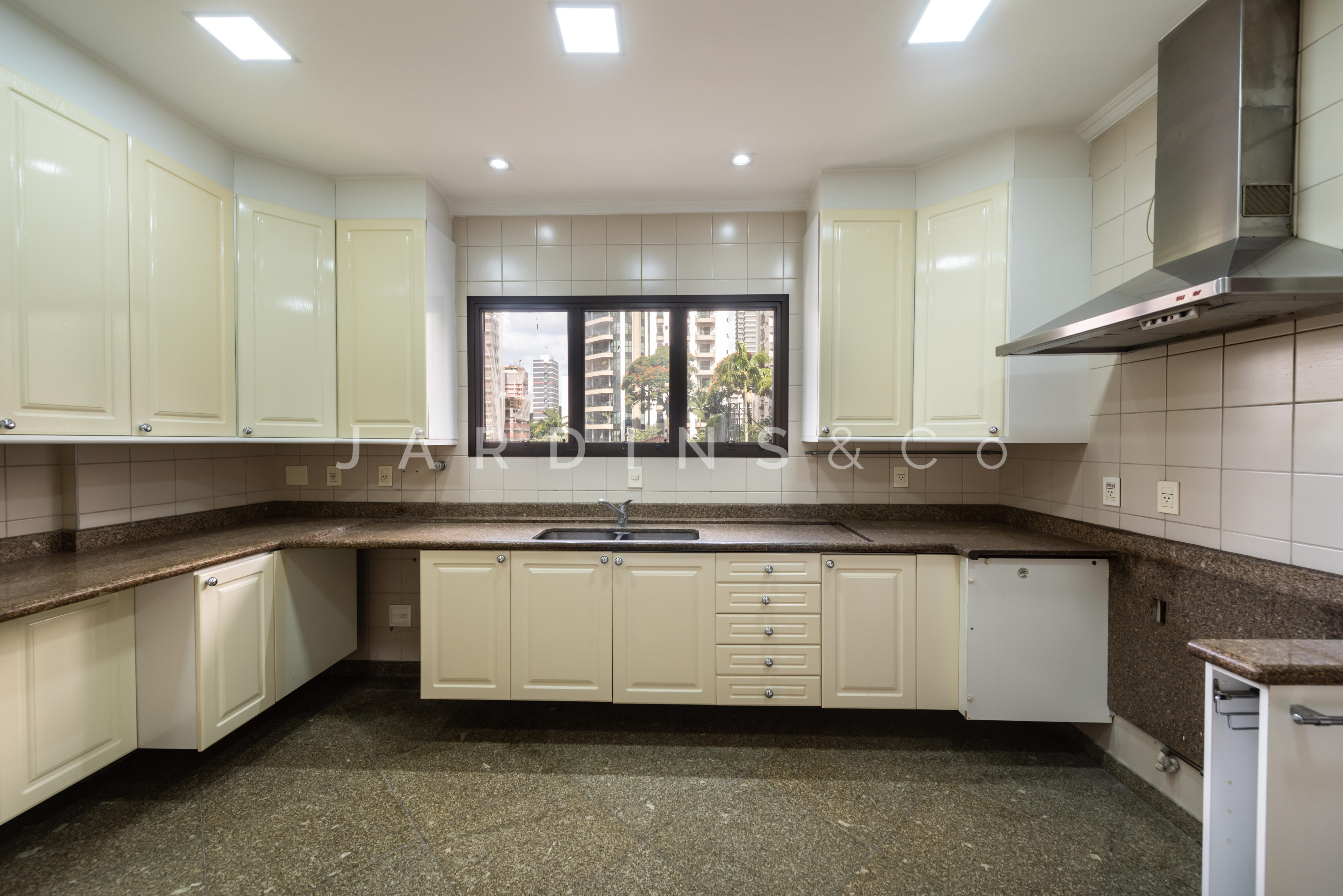 Apartamento no Moema