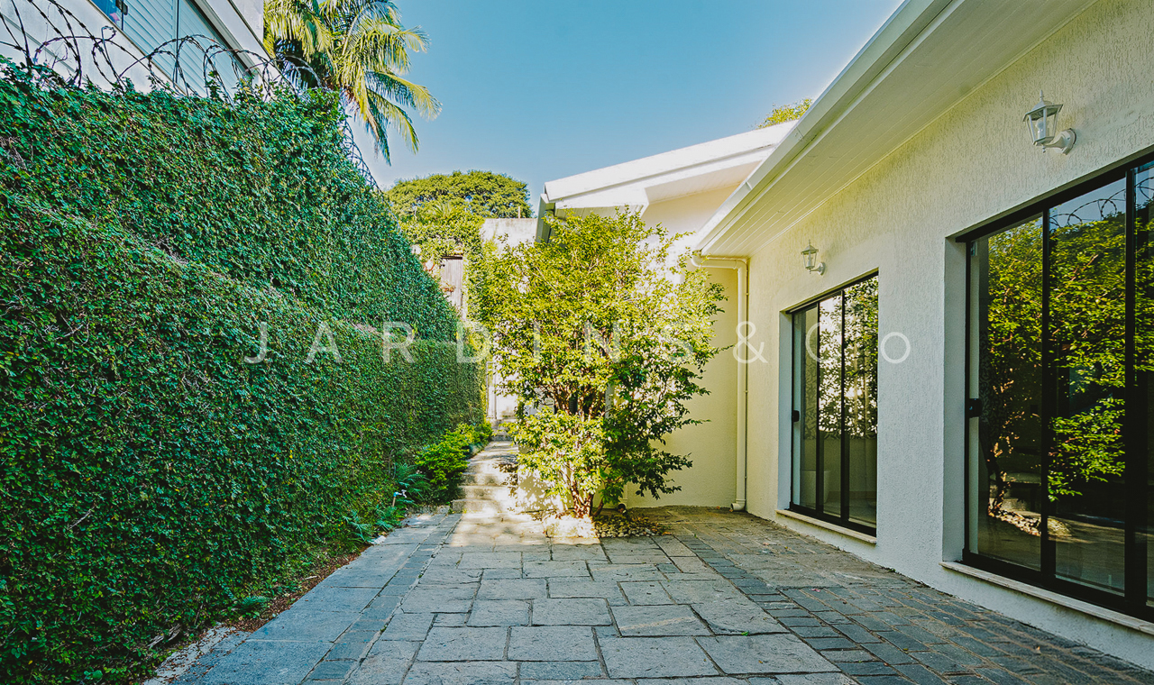 Casa no Jardim Guedala