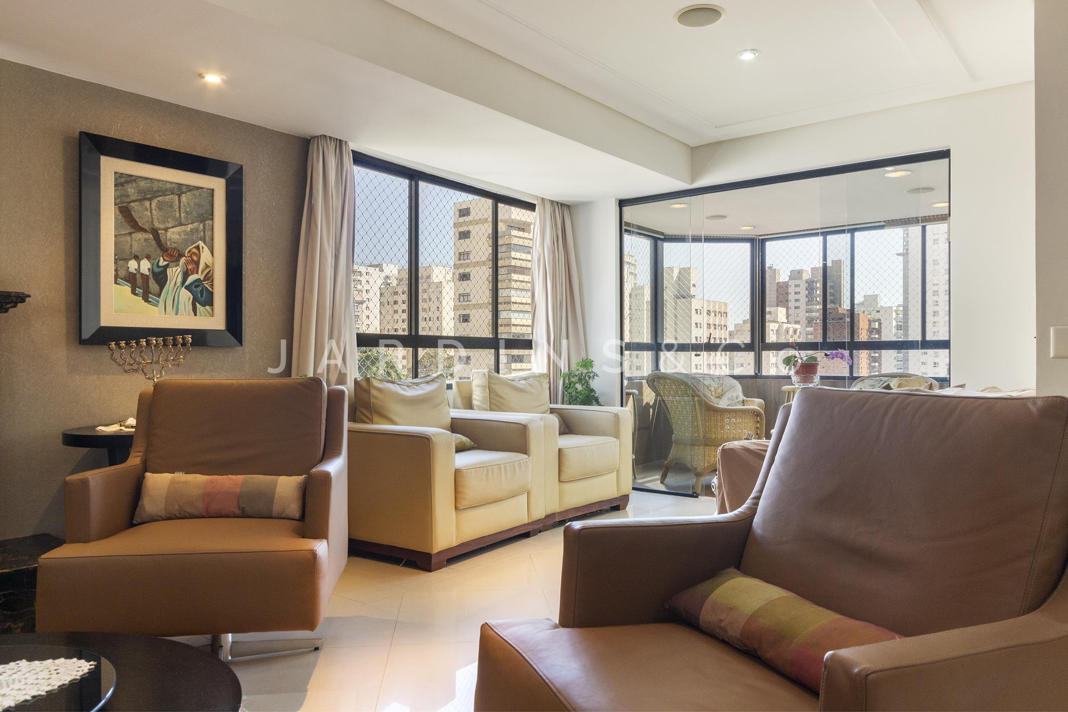 Apartamento no Indianópolis