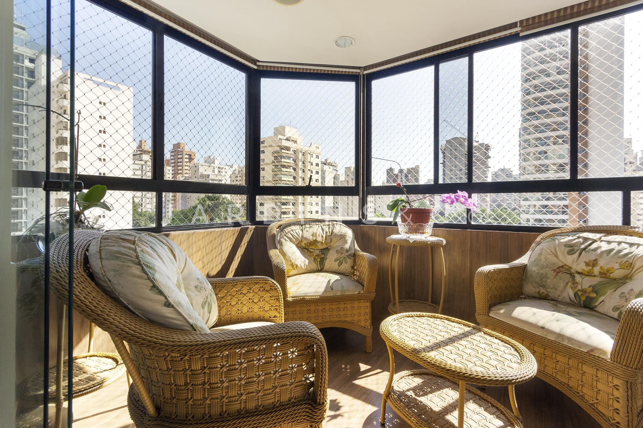 Apartamento no Indianópolis