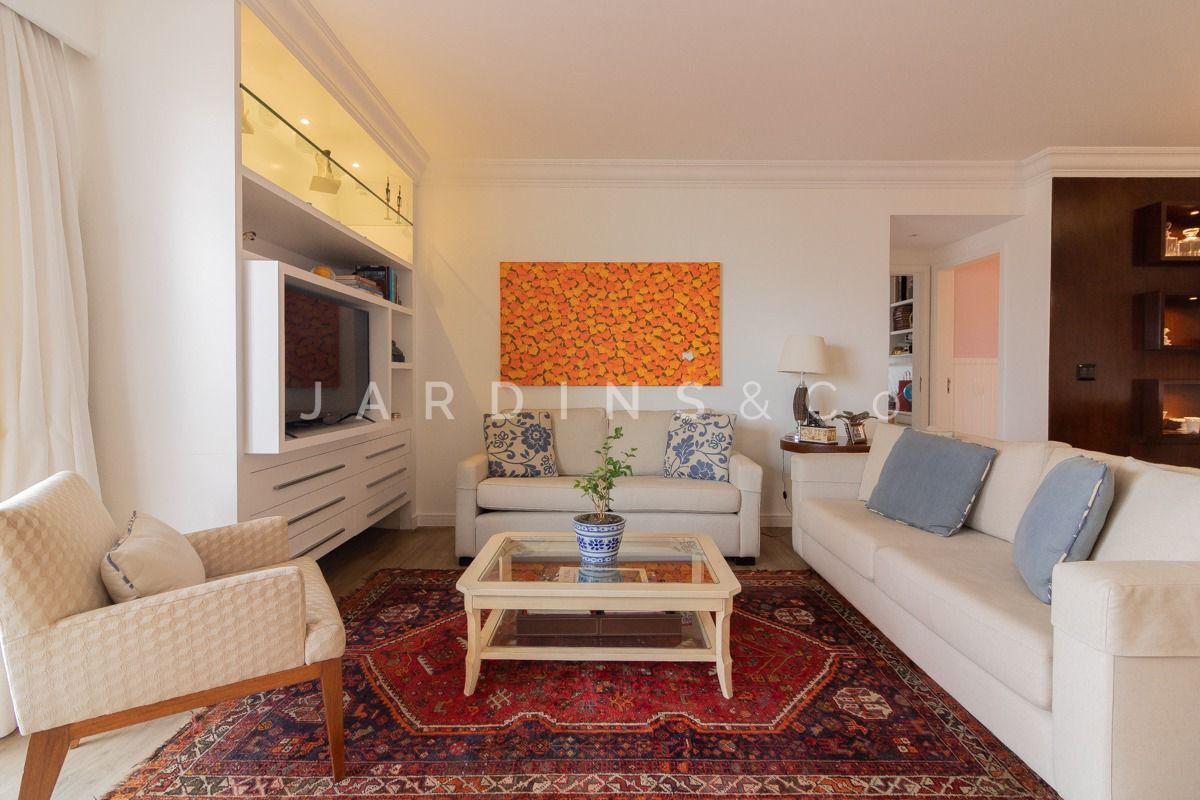 Apartamento no Moema