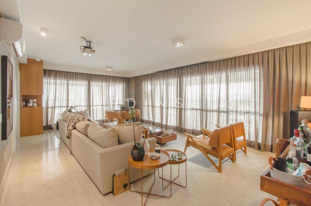 Apartamento no Moema Índios
