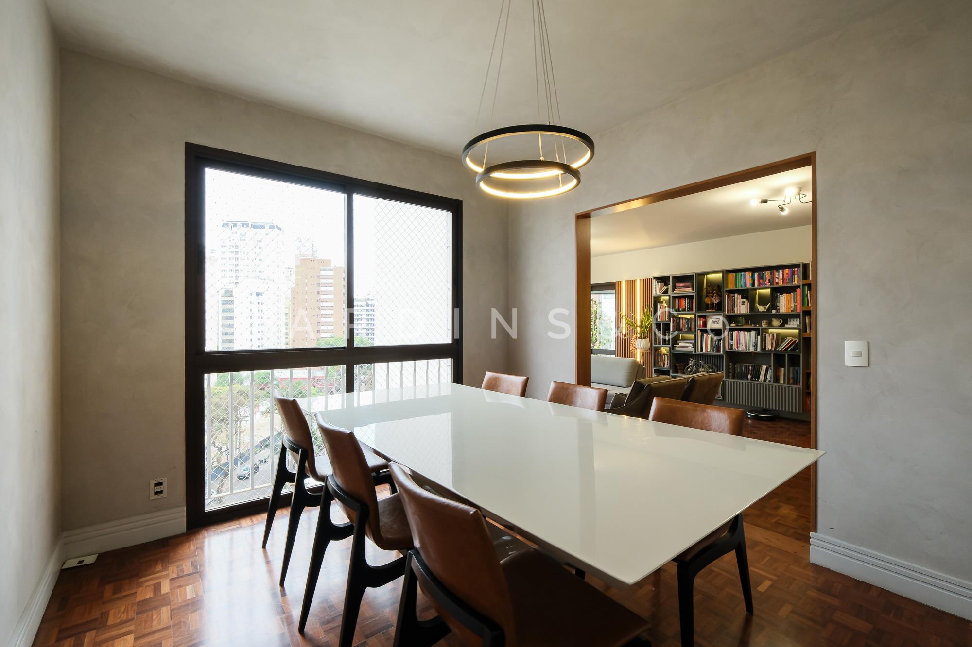 Apartamento no Moema