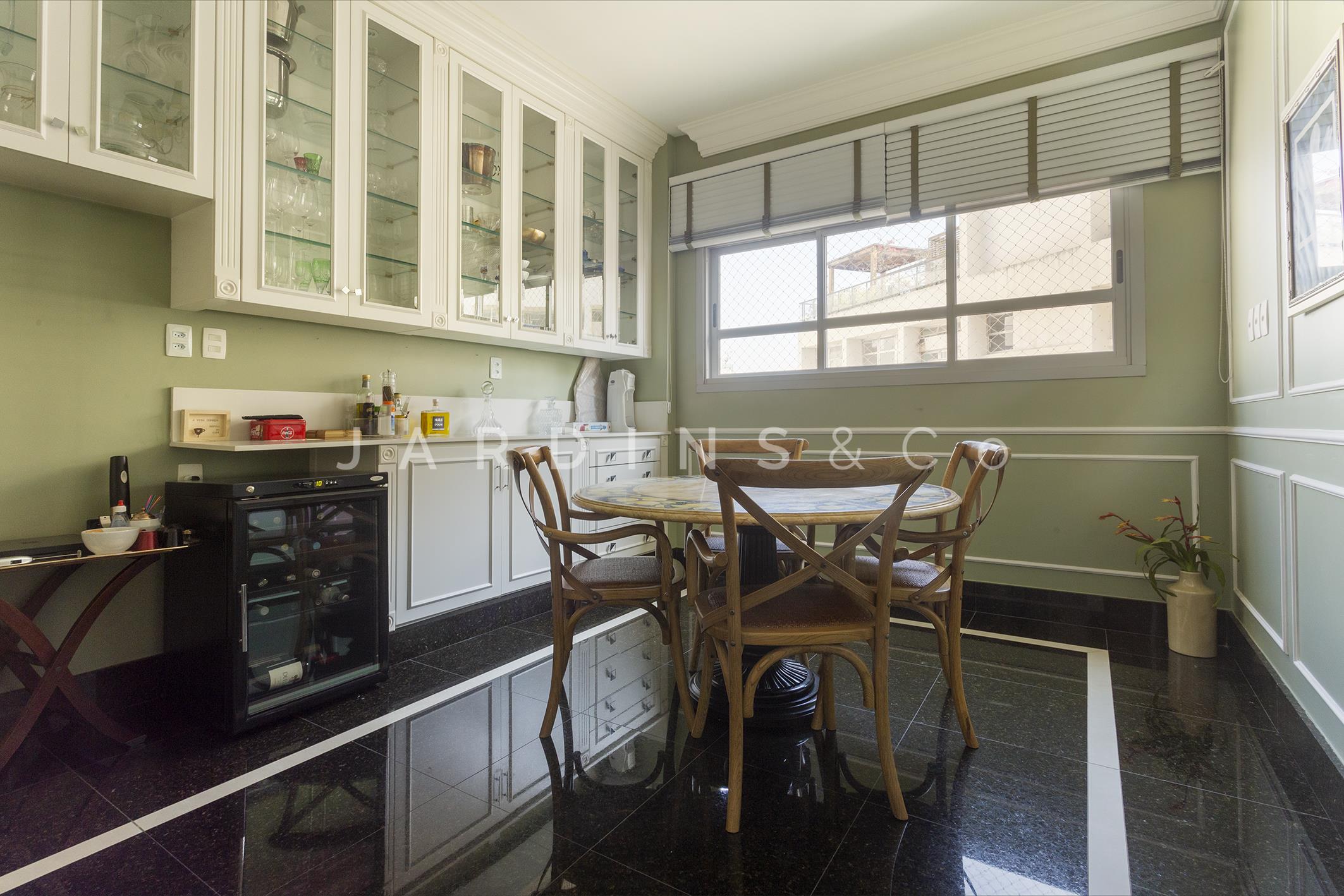 Apartamento no Cerqueira César