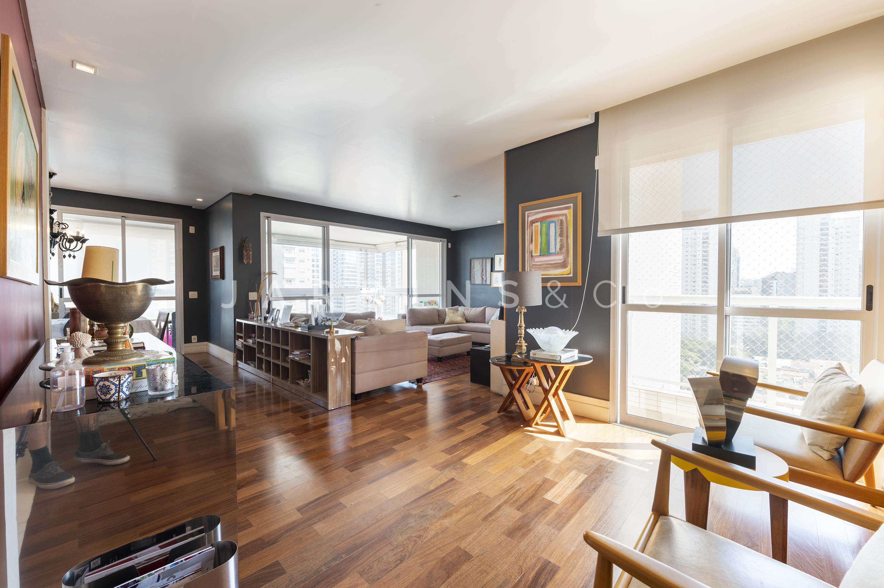 Apartamento no Cidade Monções