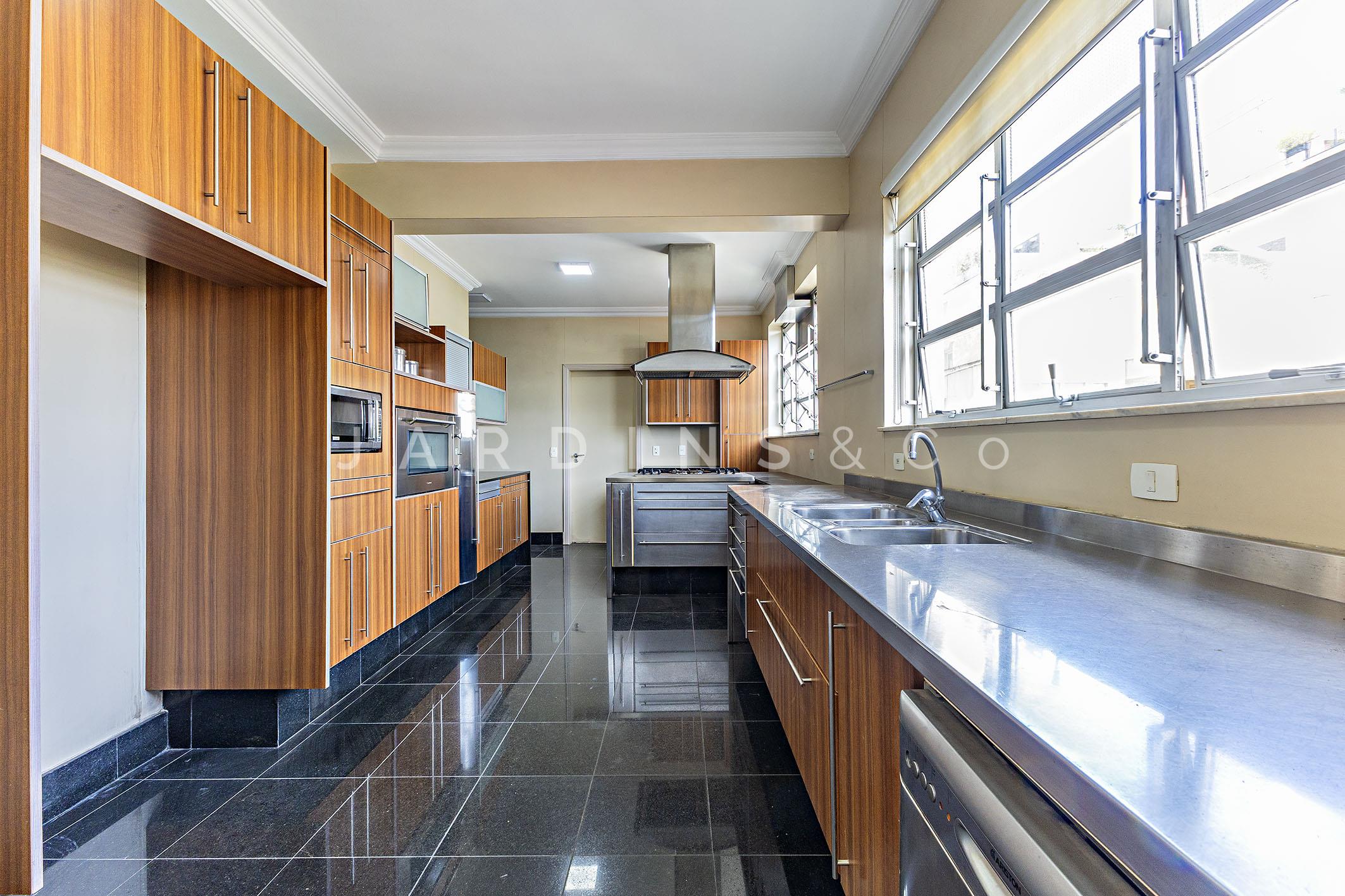 Apartamento no Jardim Europa