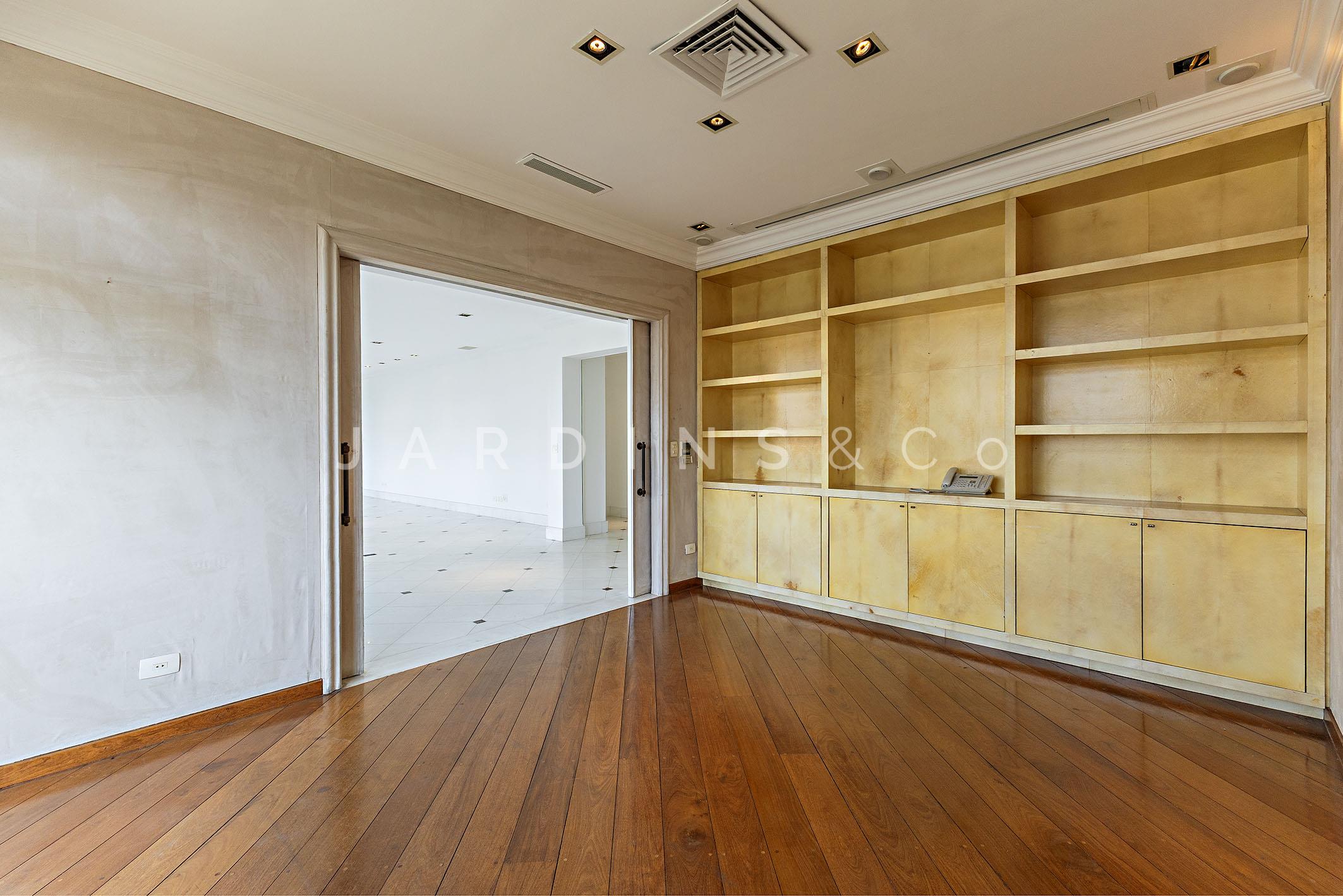 Apartamento no Jardim Europa