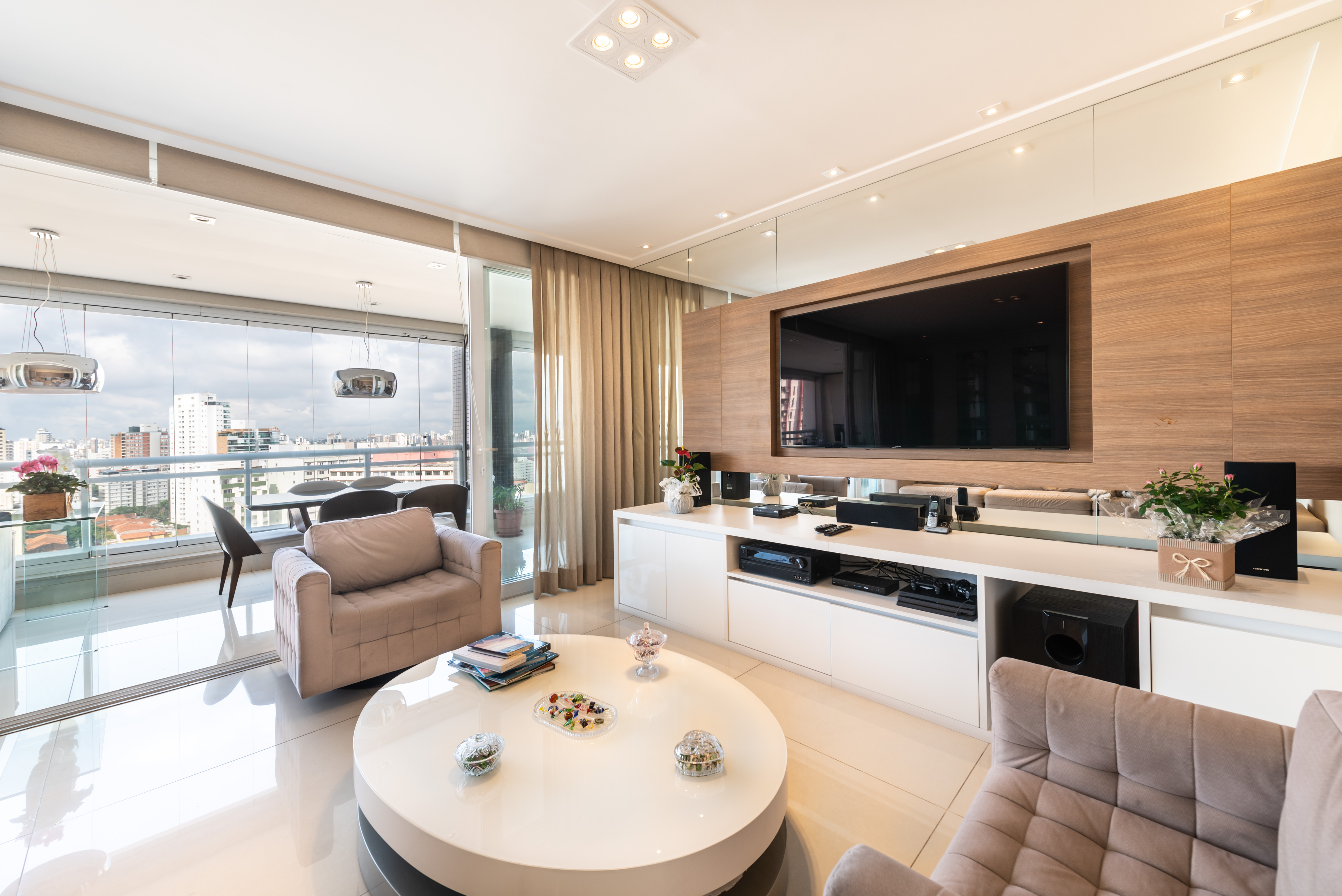 Apartamento no Paraíso