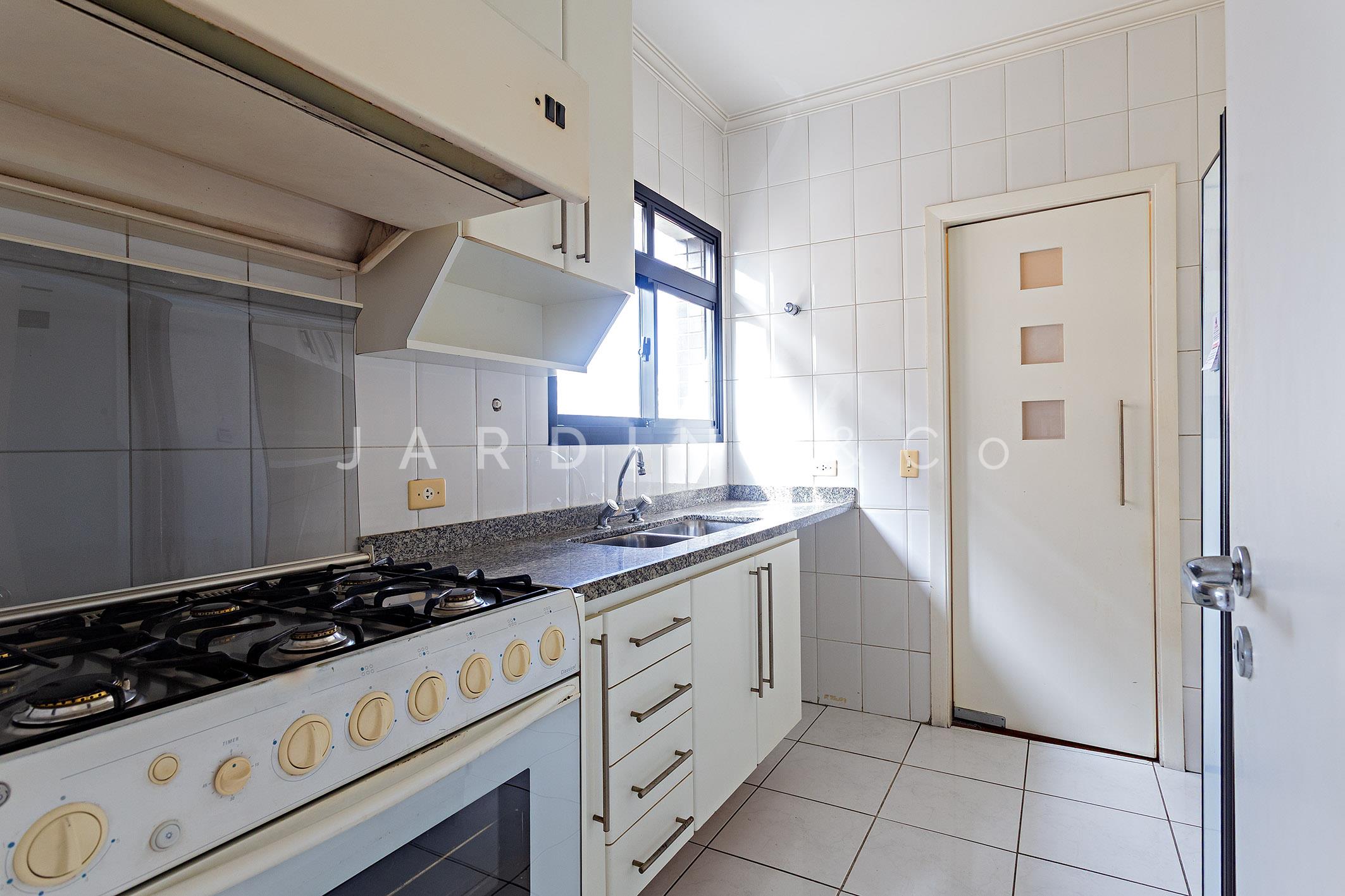 Apartamento no Indianópolis