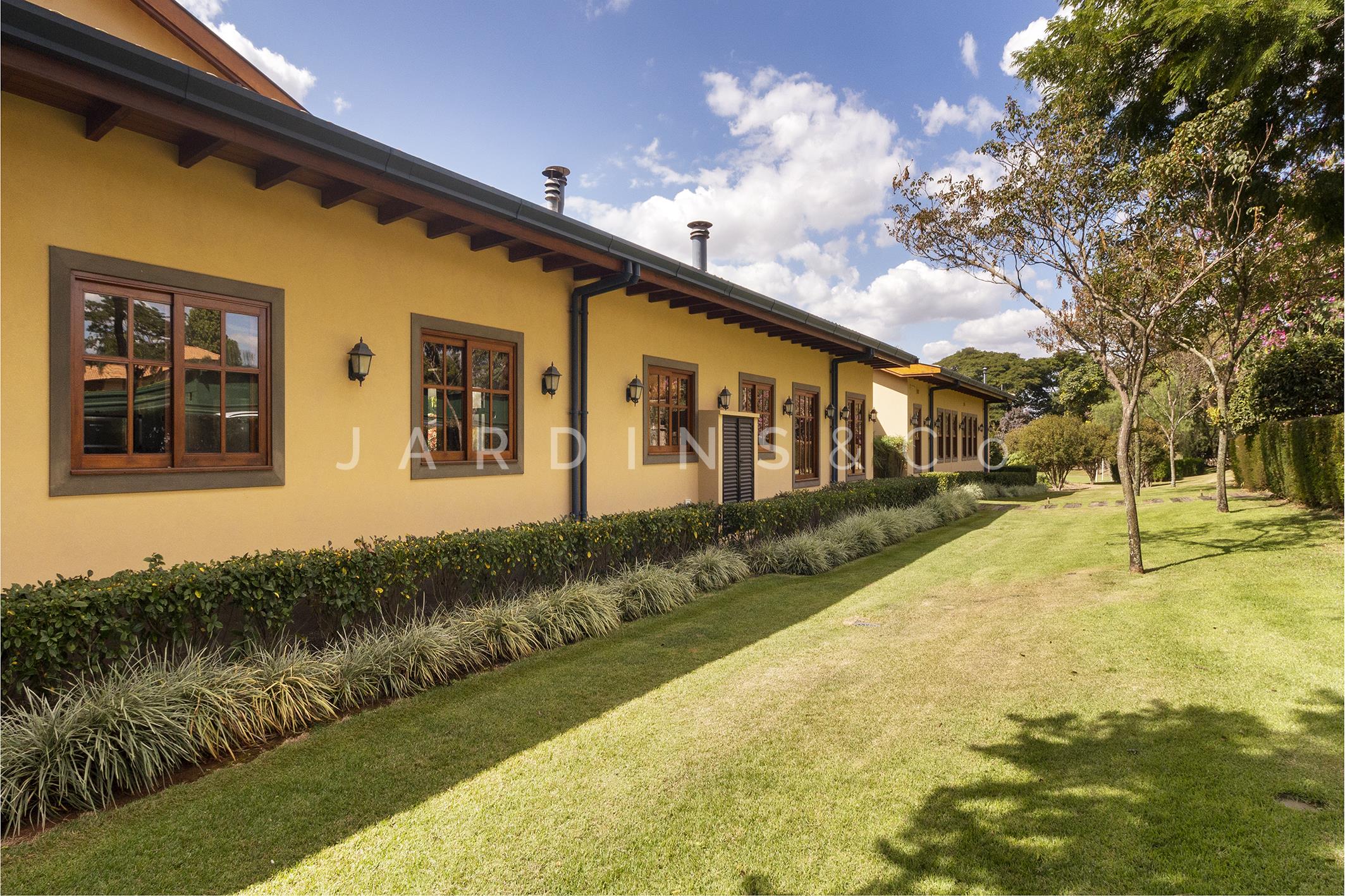 Casa em Condomínio no Chácara Jaraguá