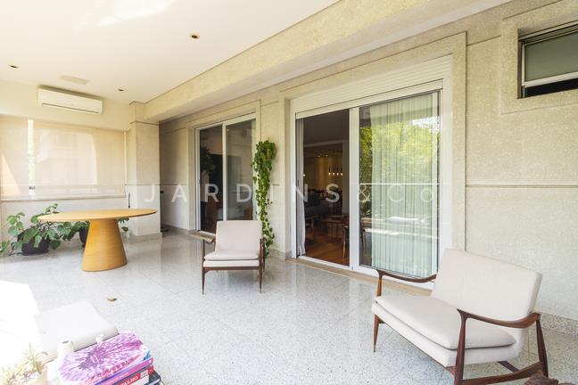 Apartamento no Jardim Europa