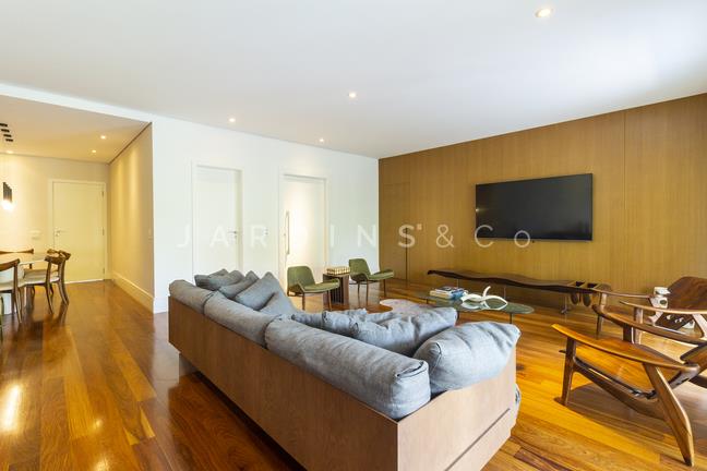 Apartamento no Jardim Europa