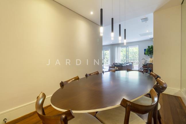 Apartamento no Jardim Europa