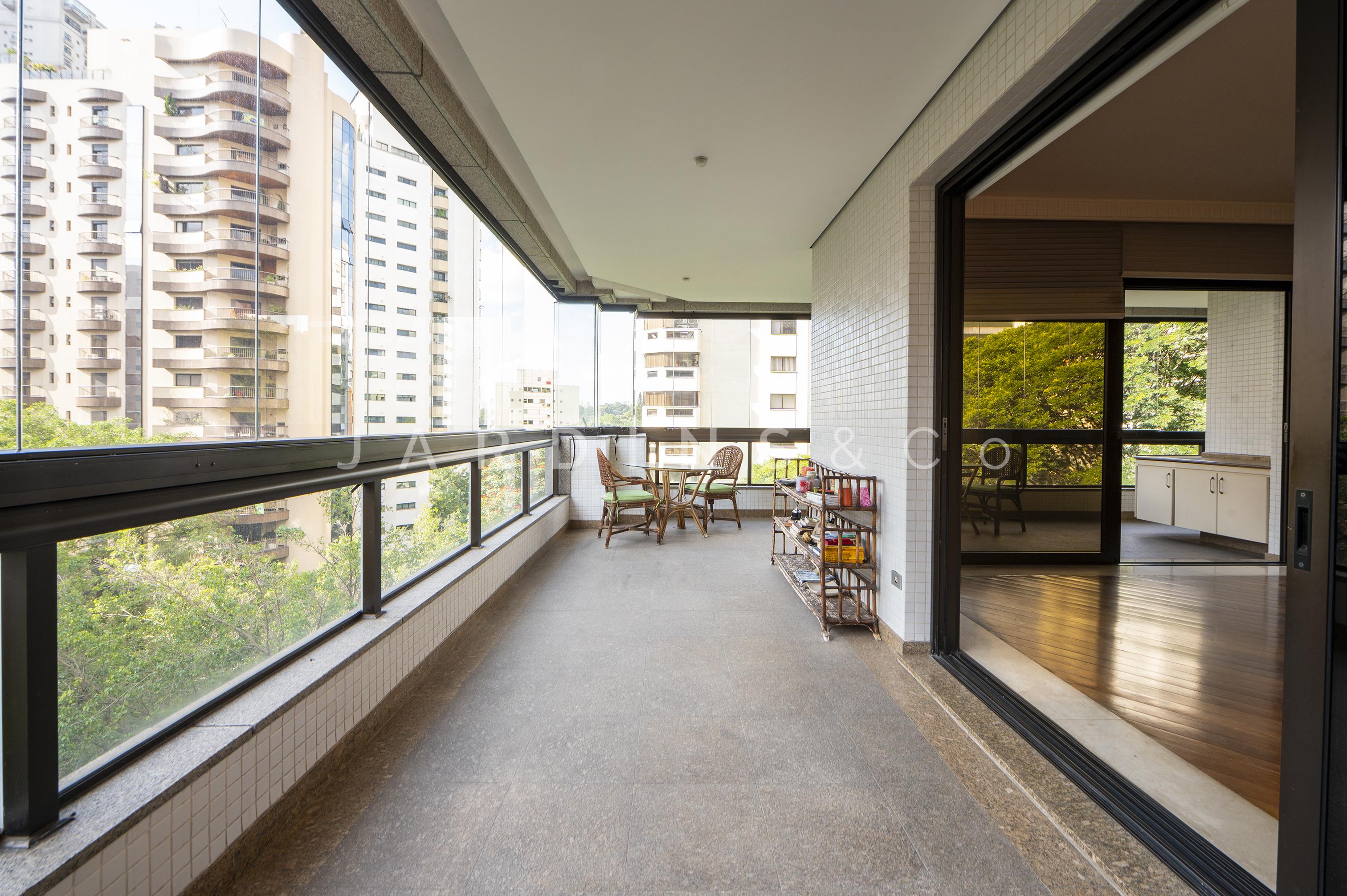 Apartamento no Moema