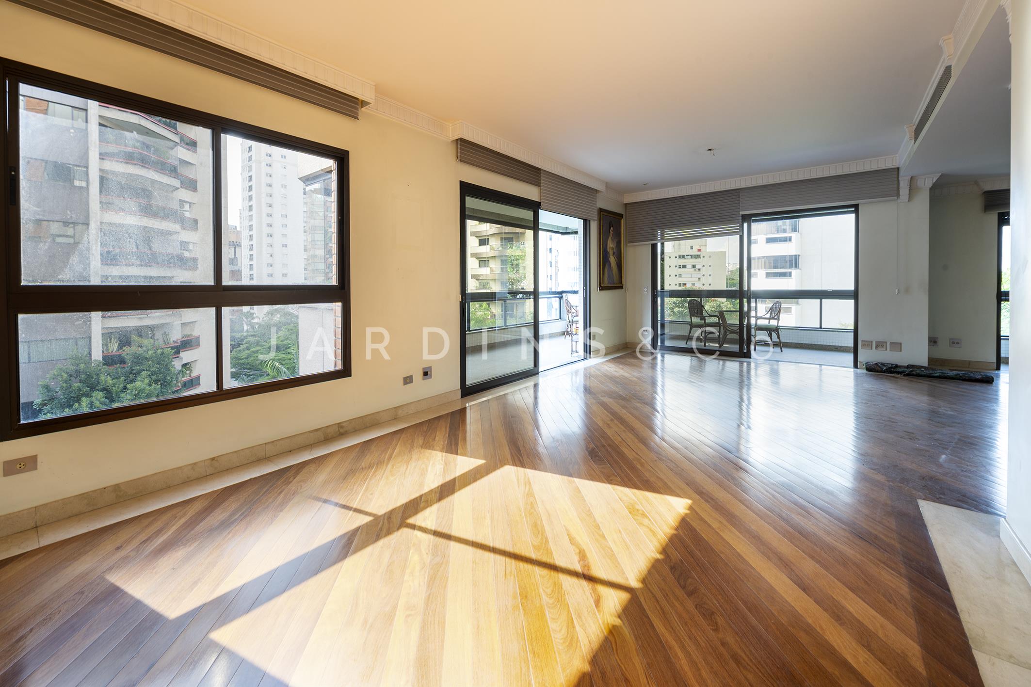 Apartamento no Moema