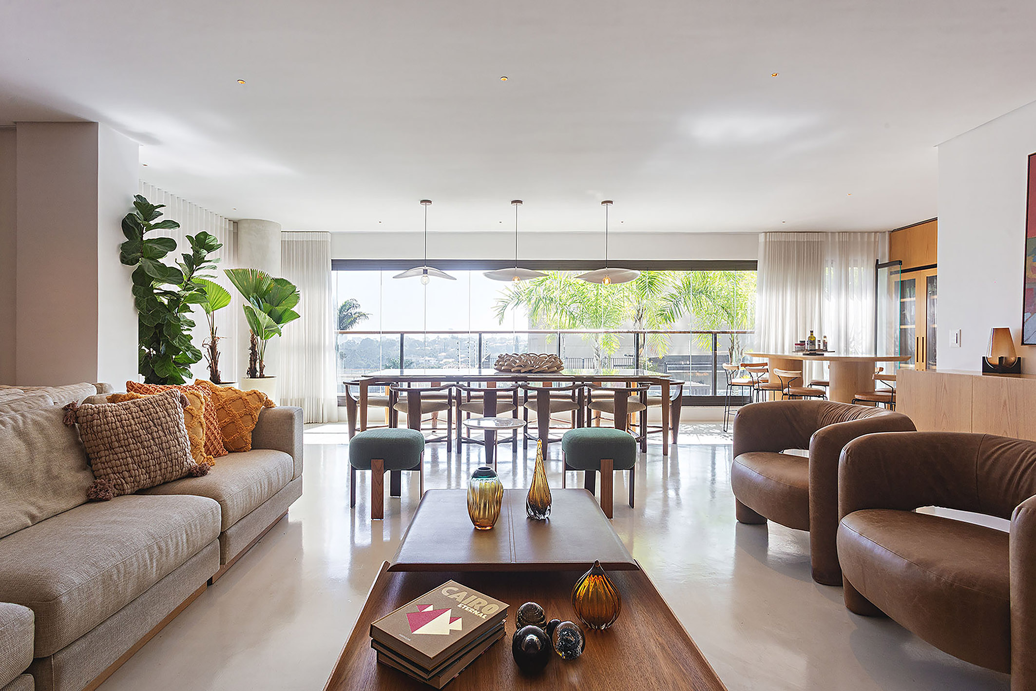 Apartamento no Jardim Leonor