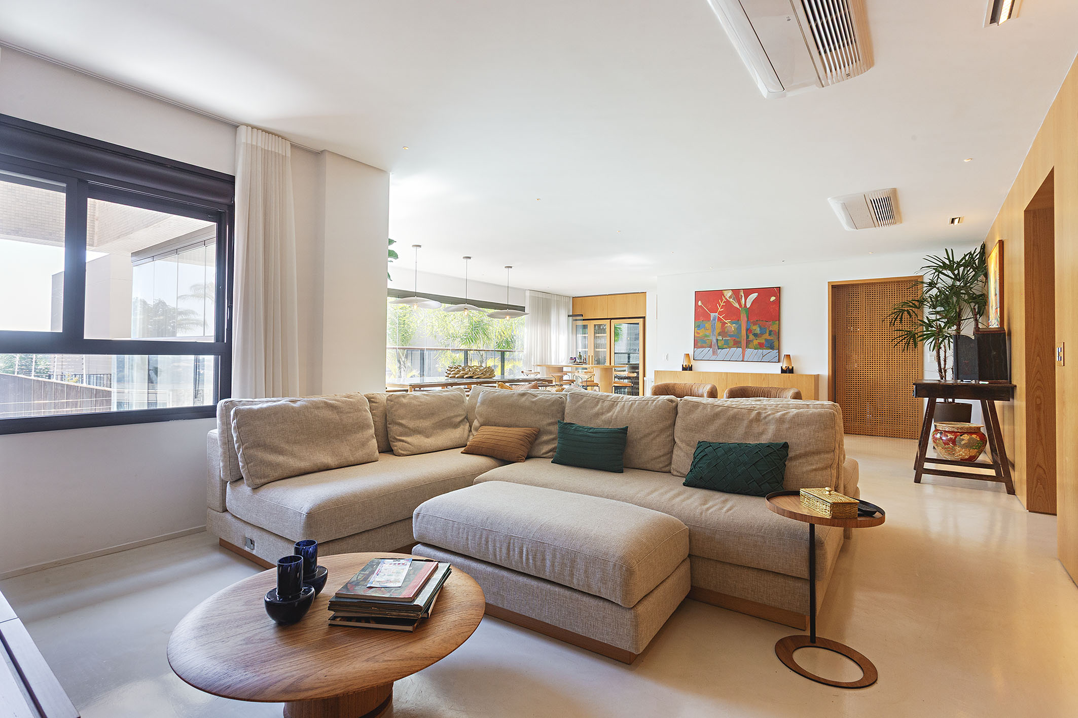 Apartamento no Jardim Leonor