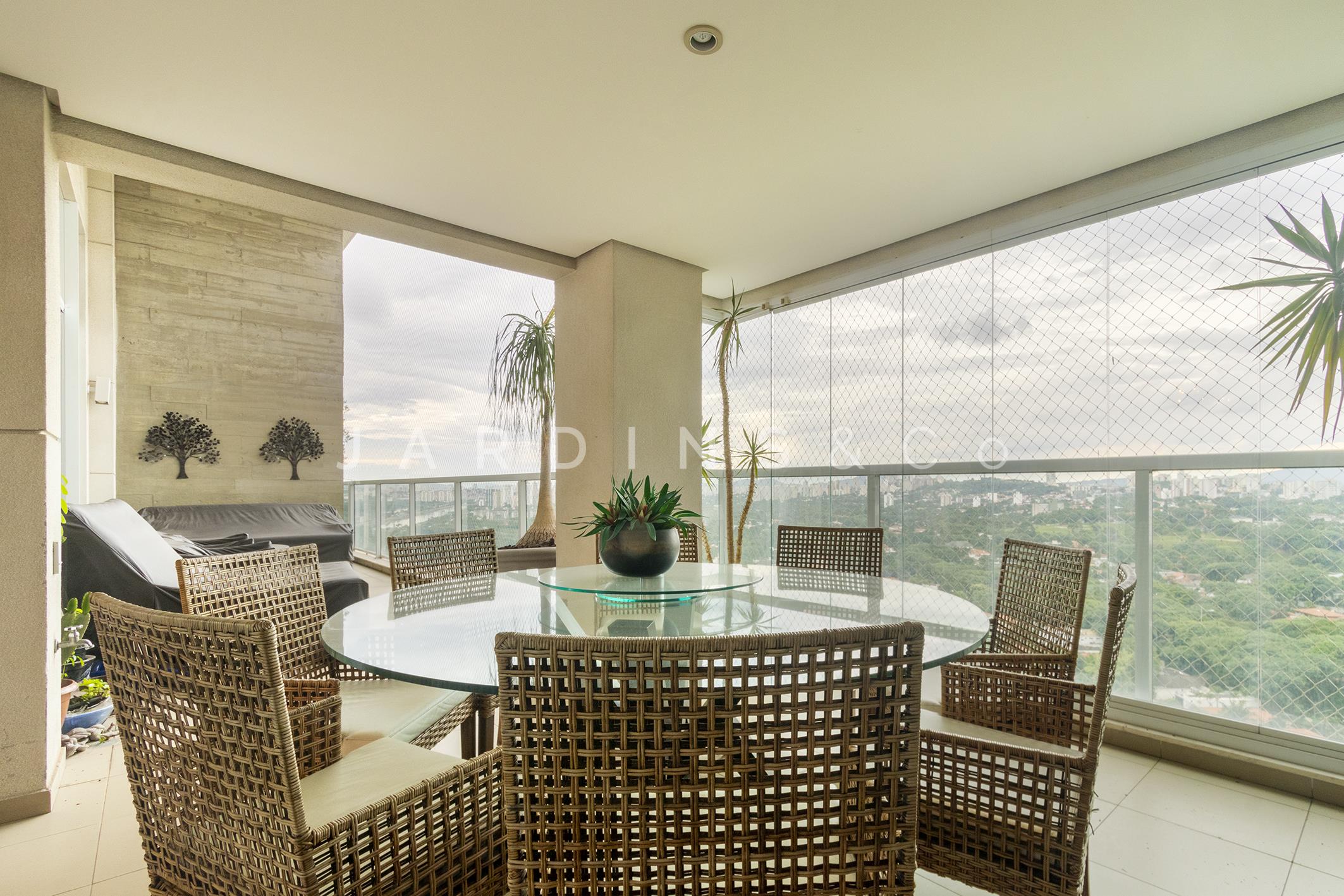 Apartamento no Alto de Pinheiros