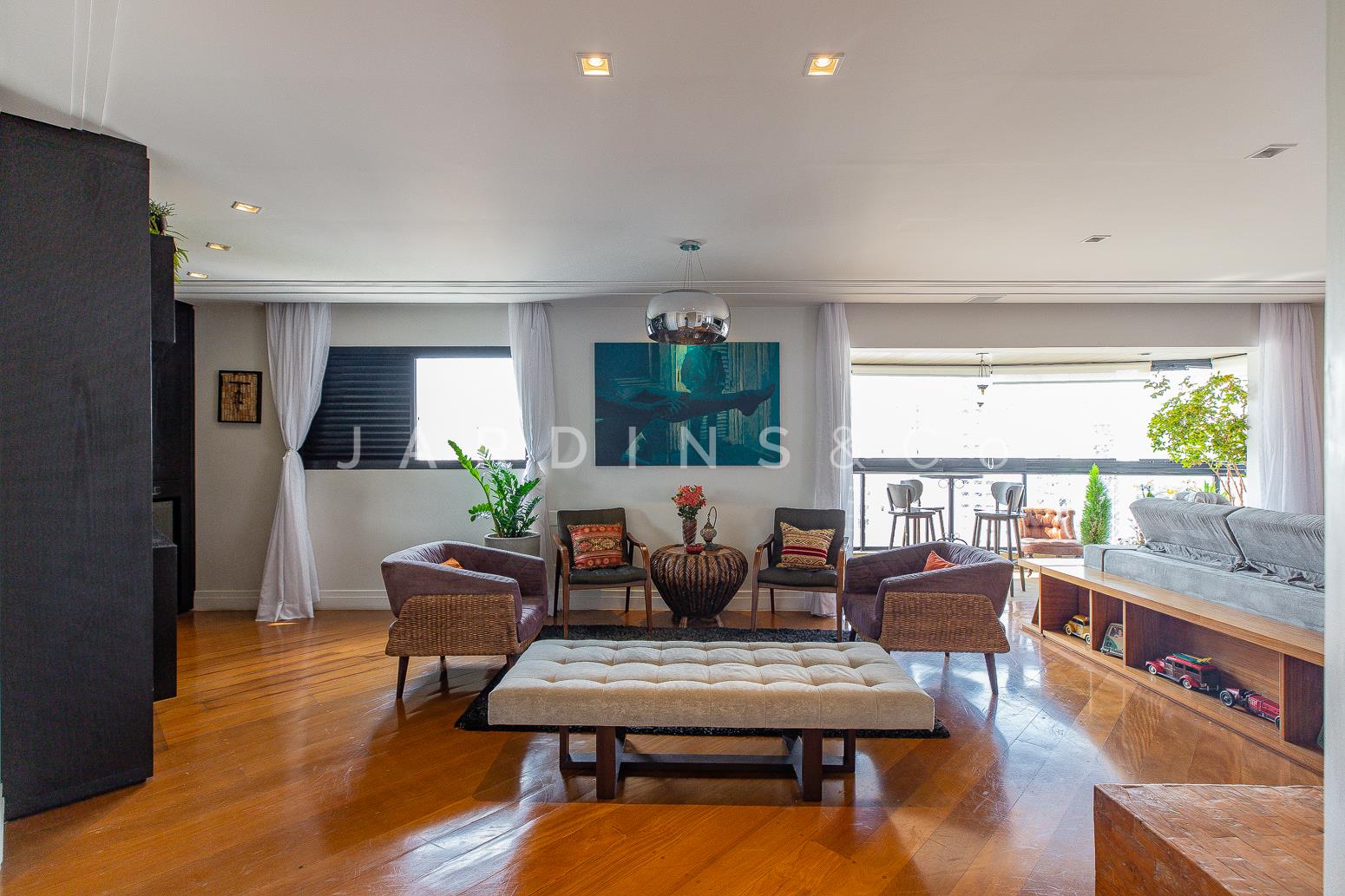 Apartamento no Indianópolis