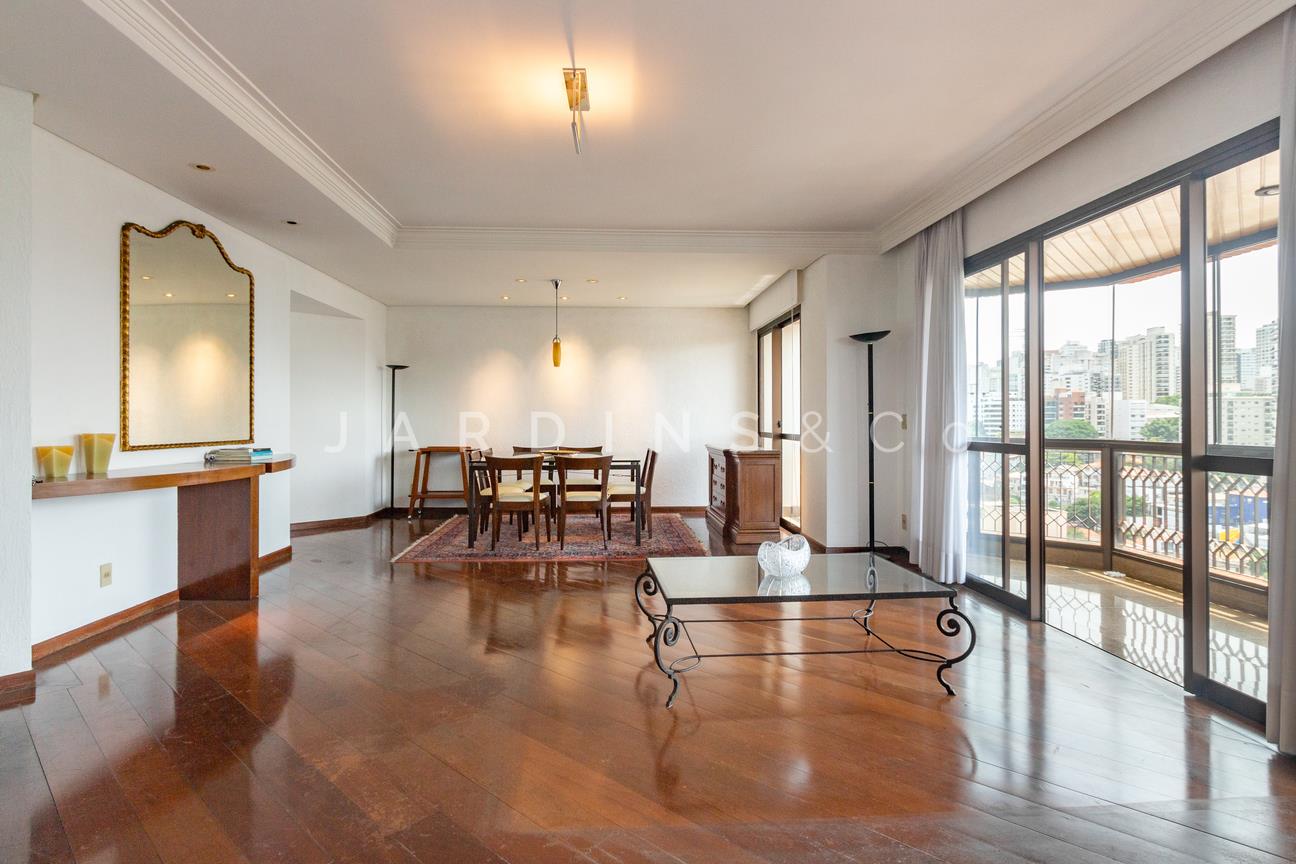 Apartamento no Santa Cecília
