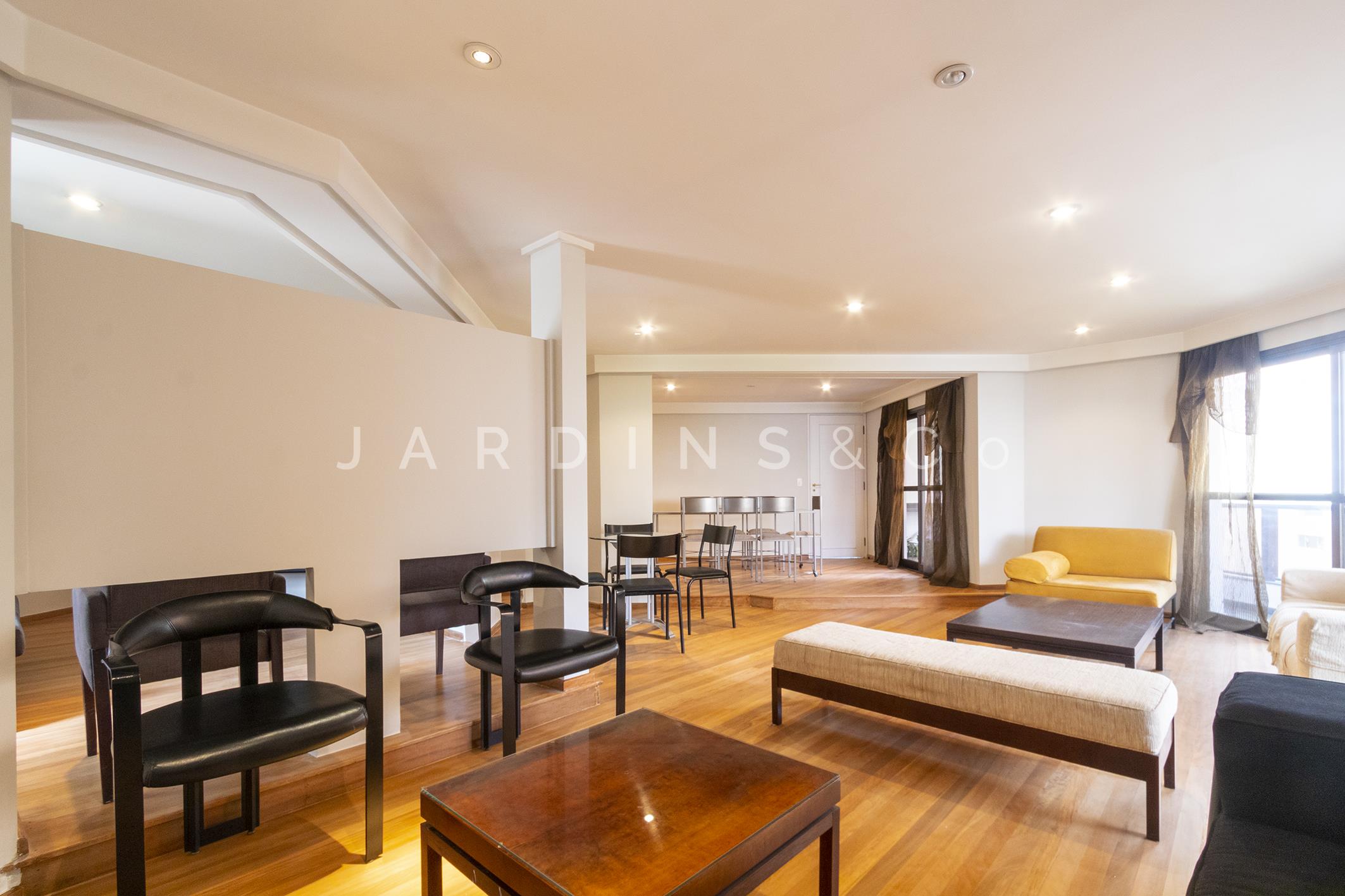 Apartamento no Moema