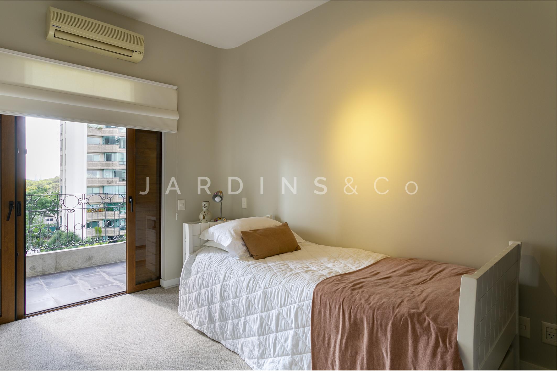 Apartamento no Alto de Pinheiros