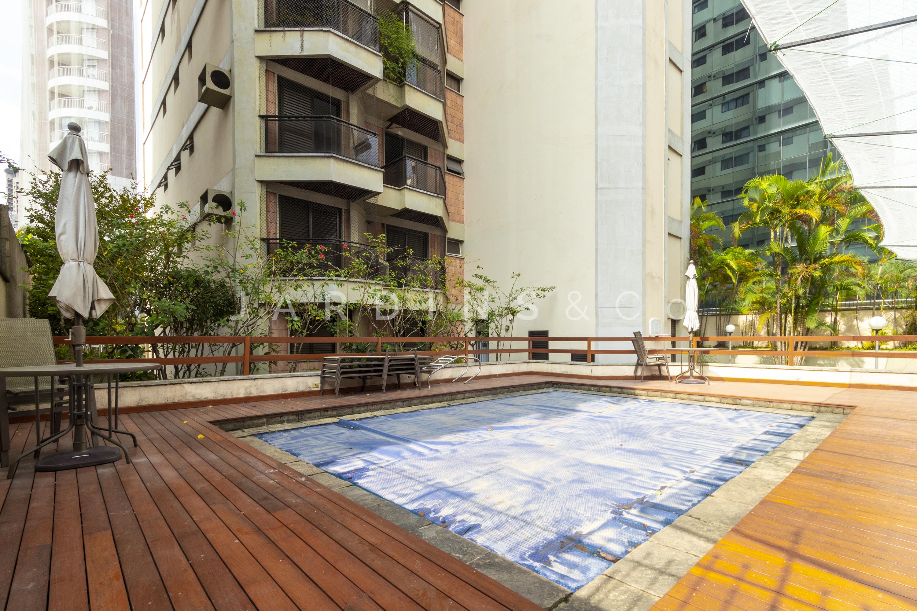 Apartamento no Jardim Europa