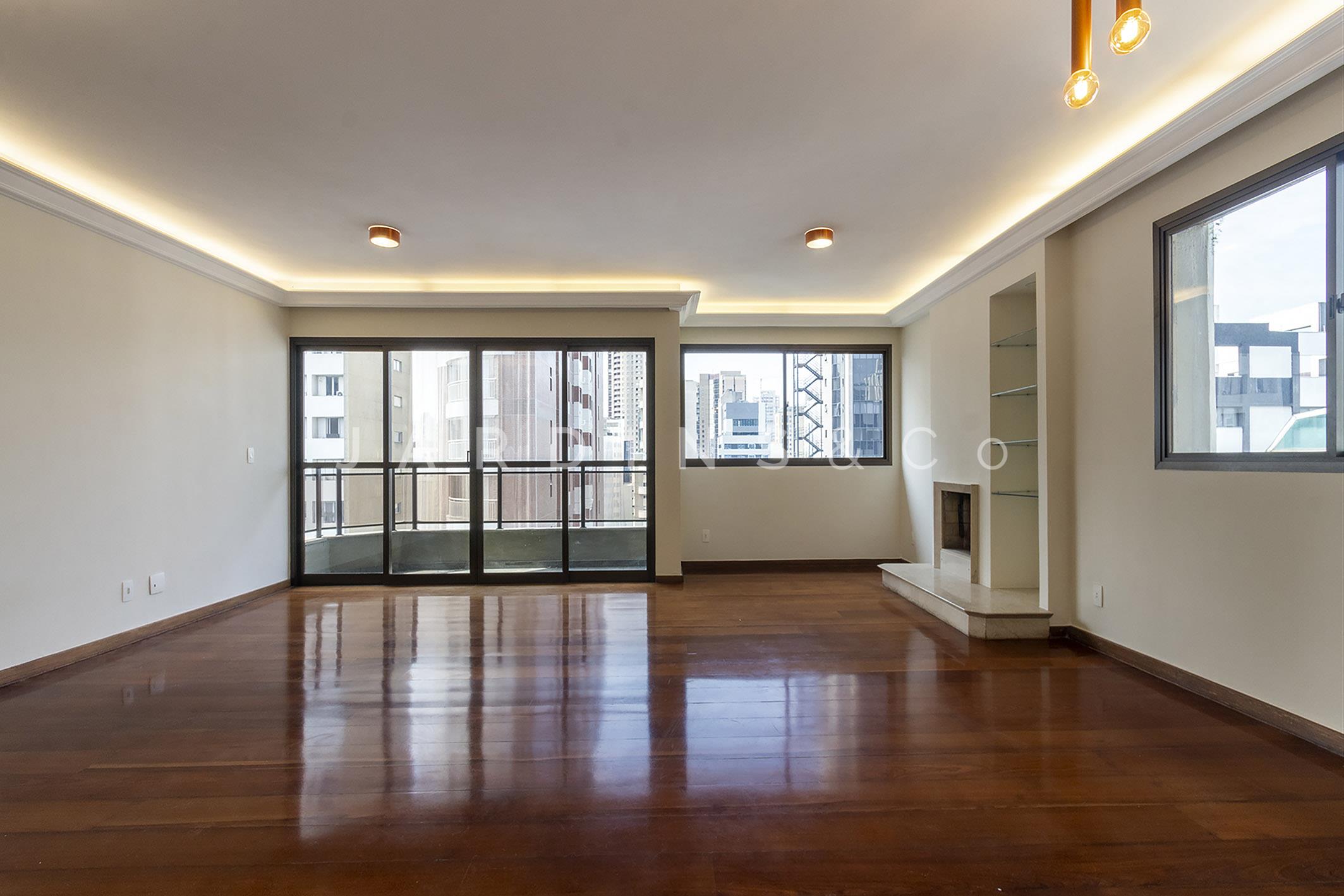 Apartamento no Jardim Europa